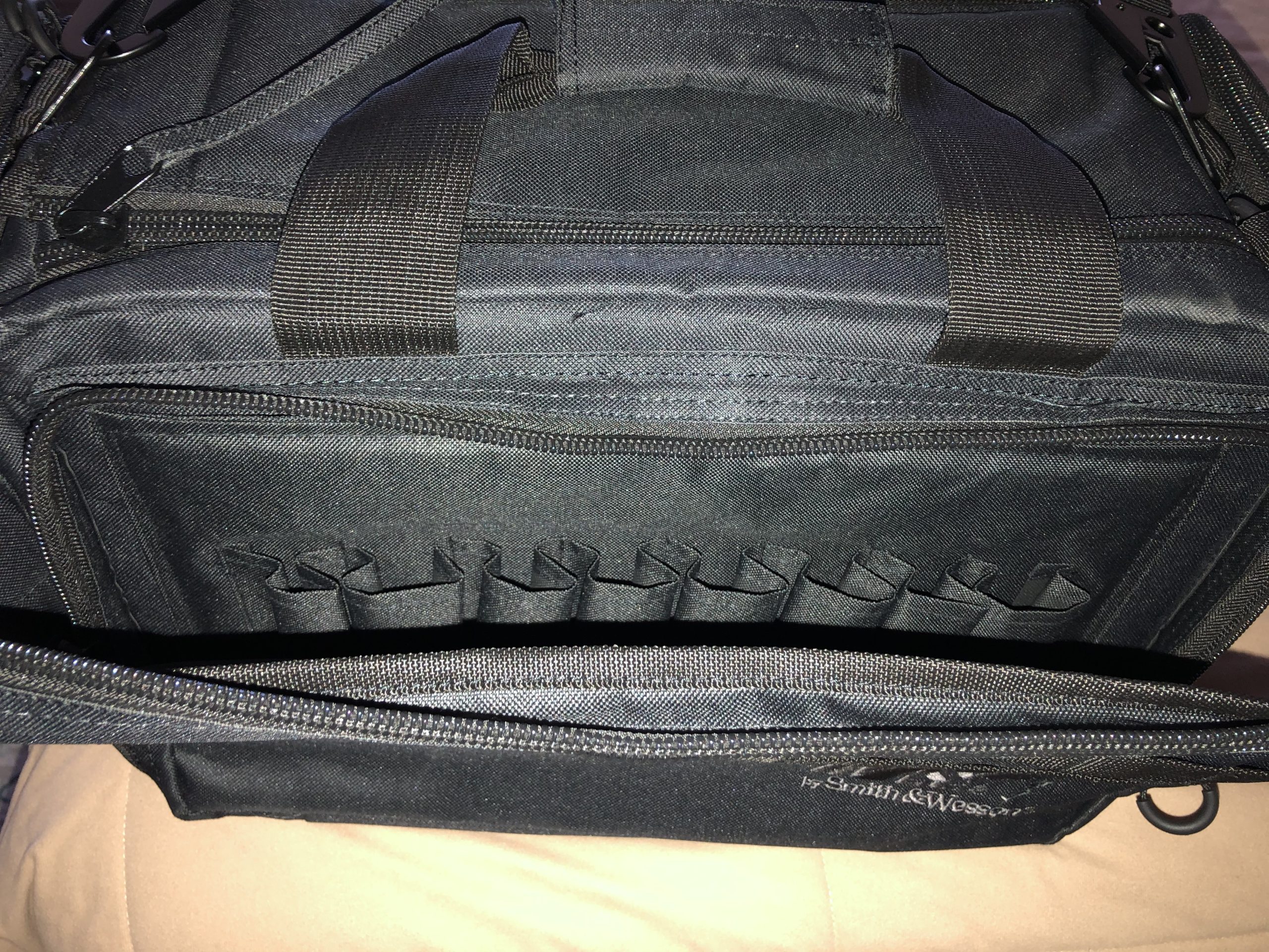 SMITH & WESSON S&W and M&P Tactical Range Bags with Weather Resistant Material for Shooting, Range, Storage and Transport customer photo 2