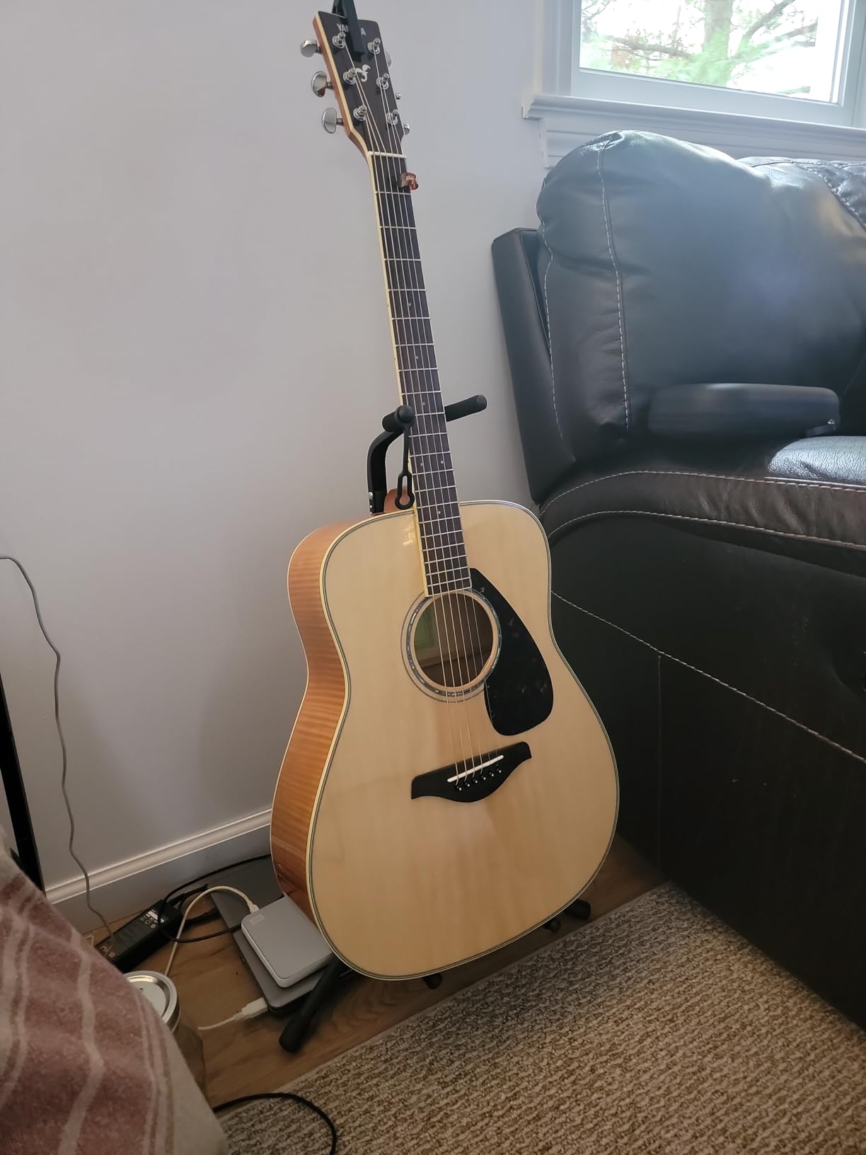 Yamaha FG840 Solid Top Acoustic Guitar, Flamed Maple customer photo 1