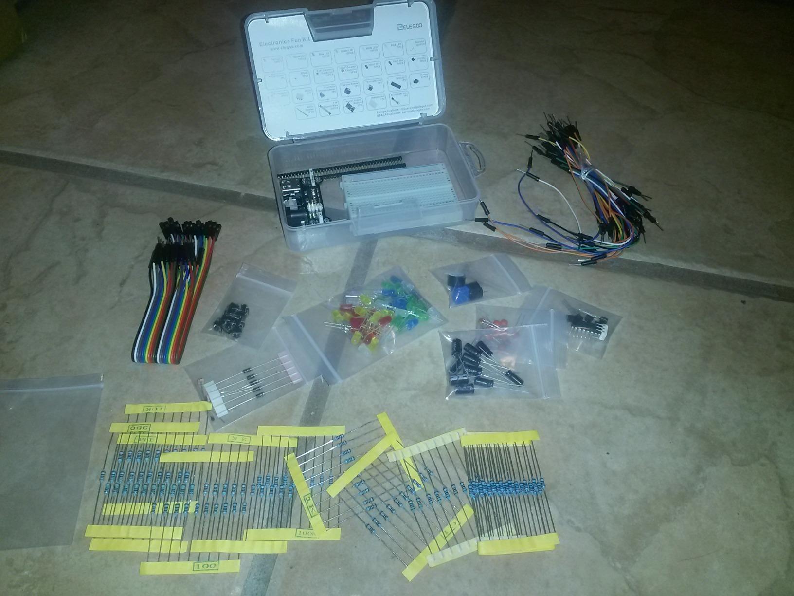 ELEGOO Electronic Fun Kit Bundle with Breadboard, 235 Items for Arduino, Basic Starter Kit for Beginners, Compatible with Arduino Project, Breadboard, Cable, Resistor, Capacitor, LED, Potentiometer customer photo 2