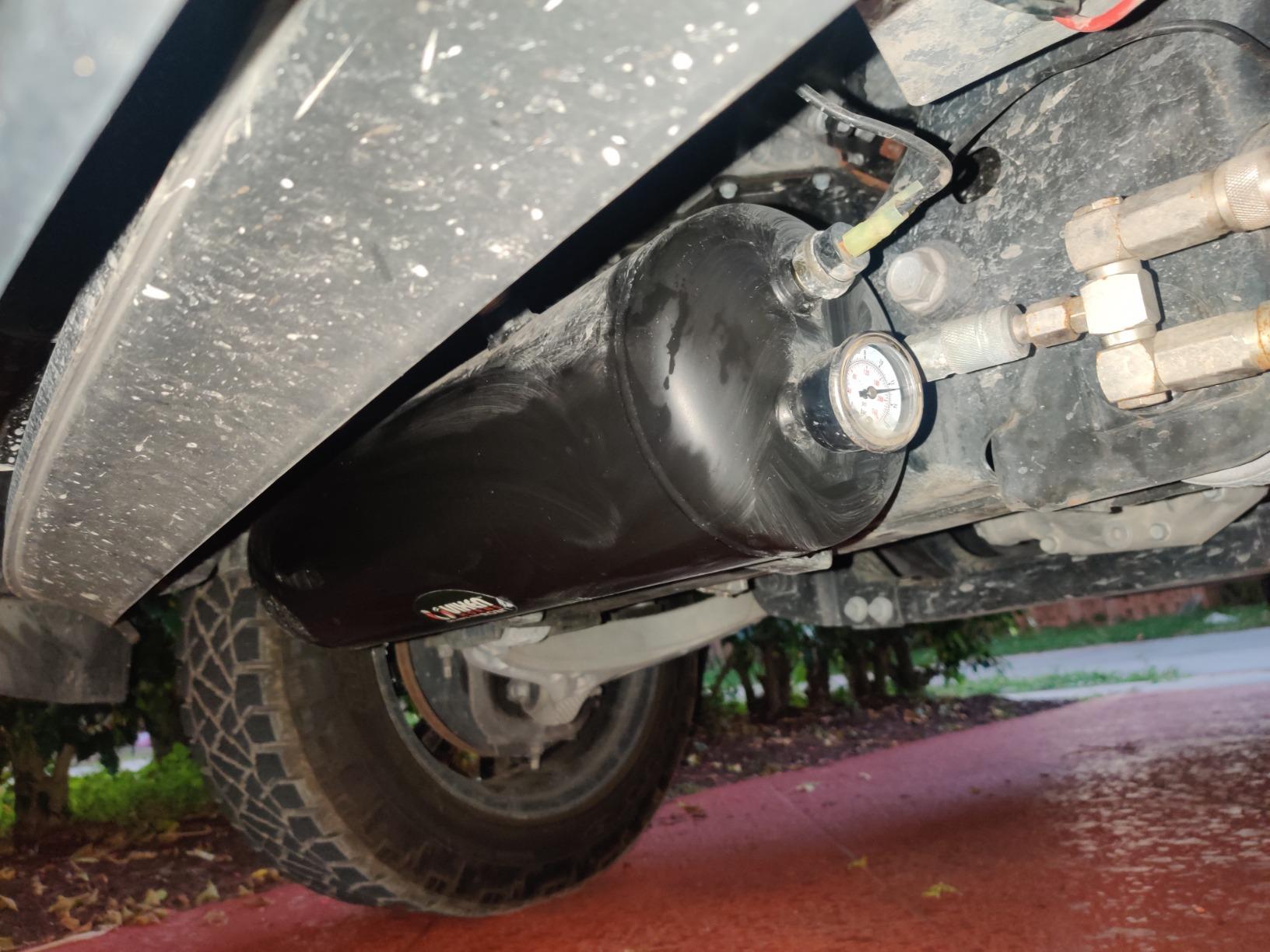 Vixen Horns Train Horn Kit, 4 Trumpets, 200 PSI Compressor, 3 Gallon Tank All-in-One Onboard Air Horn Kit, Super Loud dB, Fits 12V Vehicles Like Truck, Car, Semi, Pickup, SUV, Jeep VXO8330/4124B customer photo 2