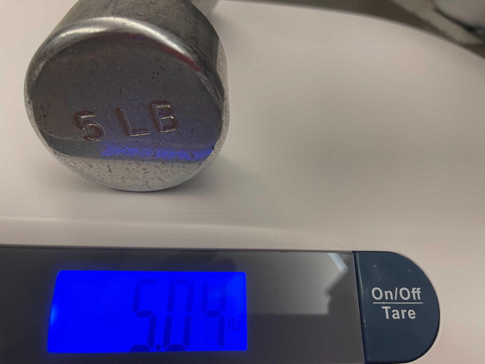 Smart Weigh Baby & Pet Scale, 44 lb Capacity, Newborn, Puppy, Kitten & Cat | Hold & Tare Functions; Ounce & Kilogram Digital Readout; Infant, Dog & Small Animal Care; Portable Design for Home & Breeders customer photo 2