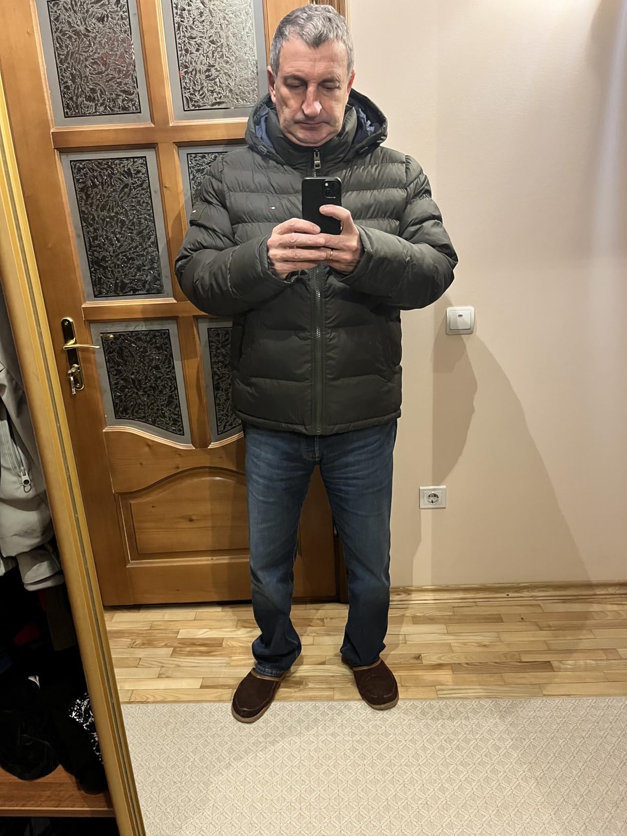 Tommy Hilfiger Men's Down Alternative Hooded Puffer Jacket (Standard and Big & Tall) customer photo 1