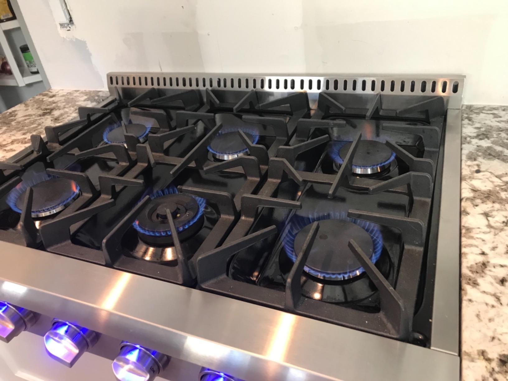 THOR KITCHEN Pro-Style Gas Rangetop with 6 Sealed Burners 36 - Inch, Stainless Steel HRT3618U customer photo 2