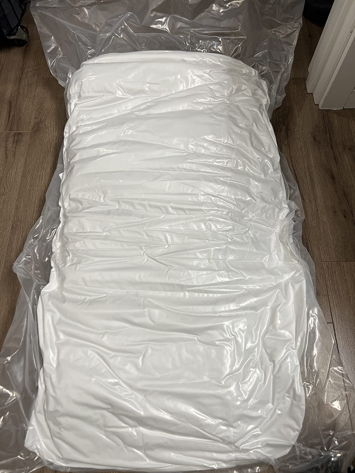 Down Alternative Comforter Queen Size - Fluffy Duvet Insert - Puffy Premium All Season Winter - Luxury Breathable Hotel Plush Comforter - Queen, White, 86x86 inches - Eco-Compressed Packing customer photo 2