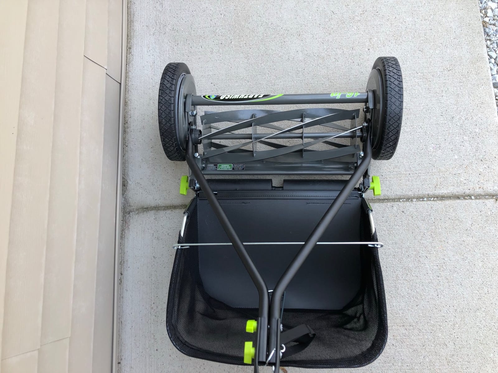 Earthwise 1715-16EW 16-Inch 7-Blade Push Reel Lawn Mower, Grey customer photo 2