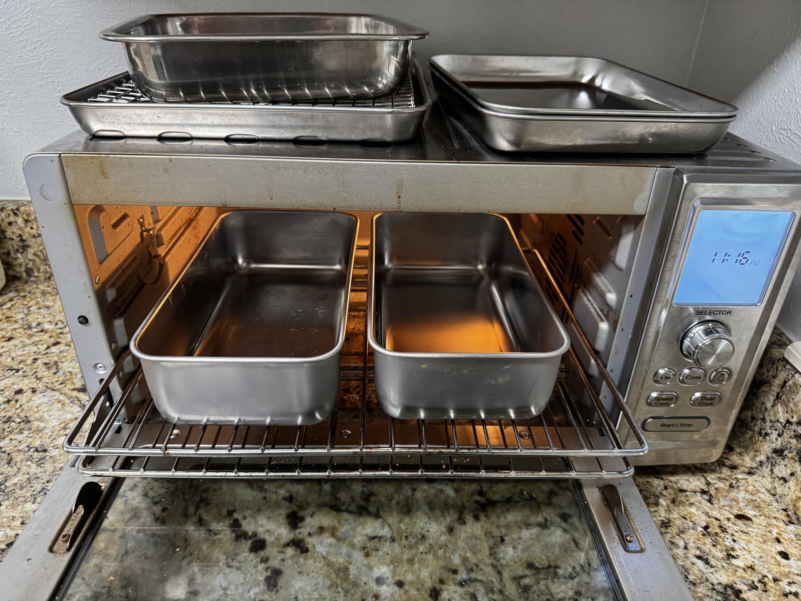 Cuisinart Chef's Convection Toaster Oven, 1800-Watt Electric Oven with 15 Cooking Functions, Fits 13 Pizza, 9x13 Baking Pan, and Full-Size Chicken, Nonstick Interior, TOB-260N1NAS, Stainless Steel customer photo 1