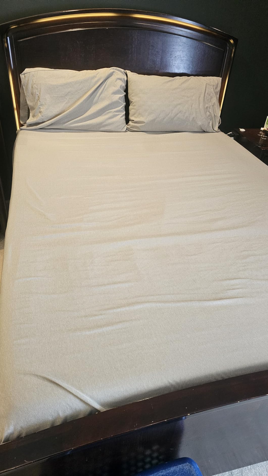 Queen Size 4 Piece Sheet Set - Comfy Breathable & Cooling Sheets - White | Hotel Luxury Bed Sheets for Women & Men, Deep Pockets, Easy-Fit, Extra Soft and Wrinkle Free Sheets, Oeko-Tex Bed Sheet Set customer photo 1