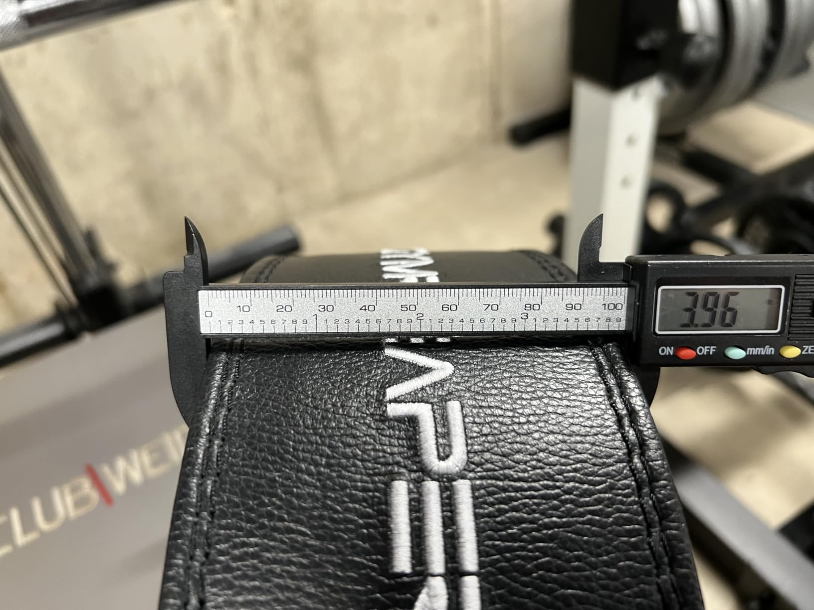 Gymreapers Leather Weightlifting Belt for Bodybuilding, Squatting, Lower Back Support & Back Pain - Real Leather, Adjustable Buckle Sizing - Men Women customer photo 1
