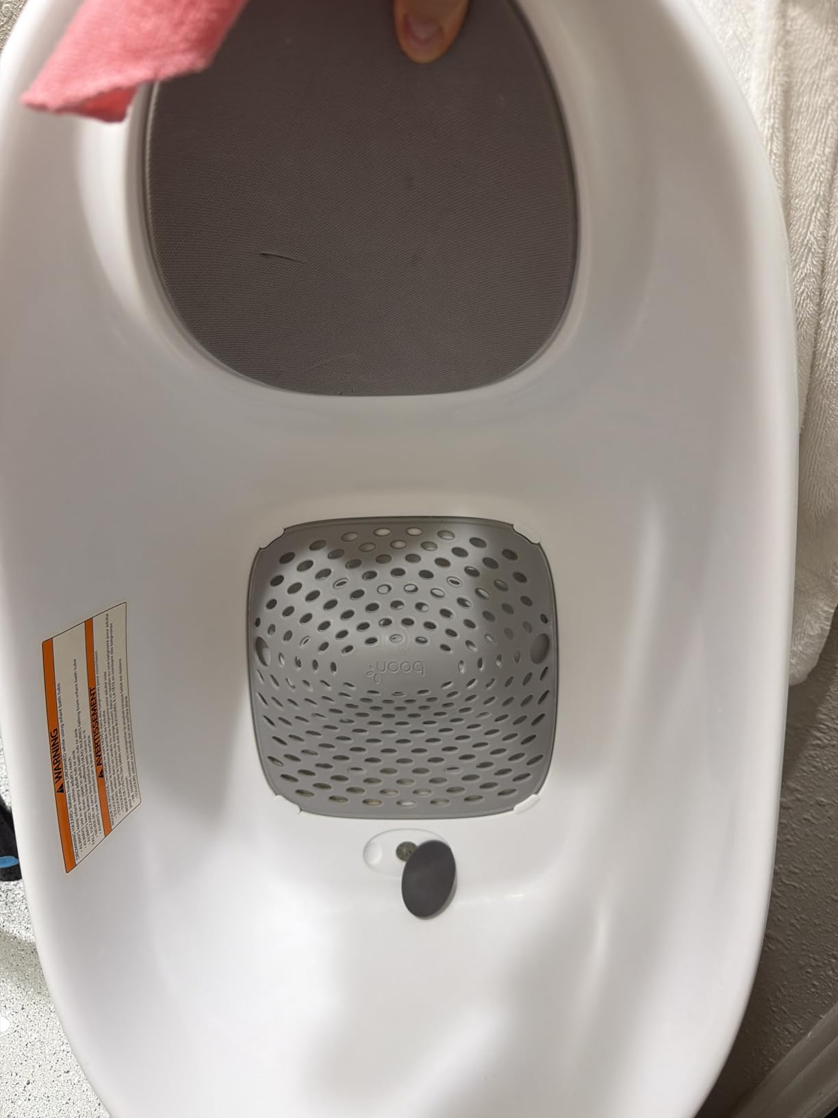 Boon Soak 3 Stage Baby Bathtub - Baby Bath Tub with Three Support Positions for Newborn to Toddlers - Color Changing Drain Plug for Ideal Bath Temperature - Gray - Ages 0 to 18 Months and Up customer photo 1