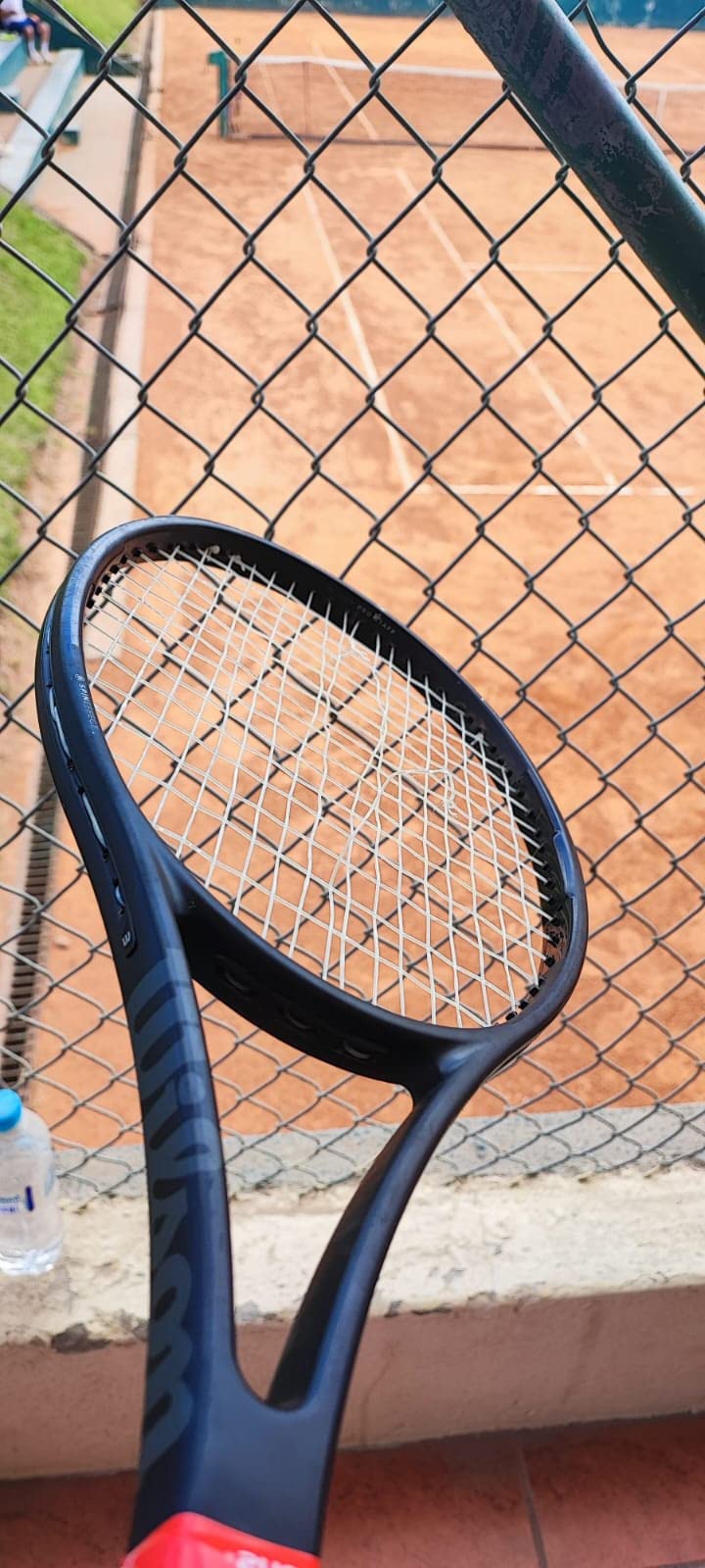 WILSON Natural Gut Tennis String - Set, White customer photo 1