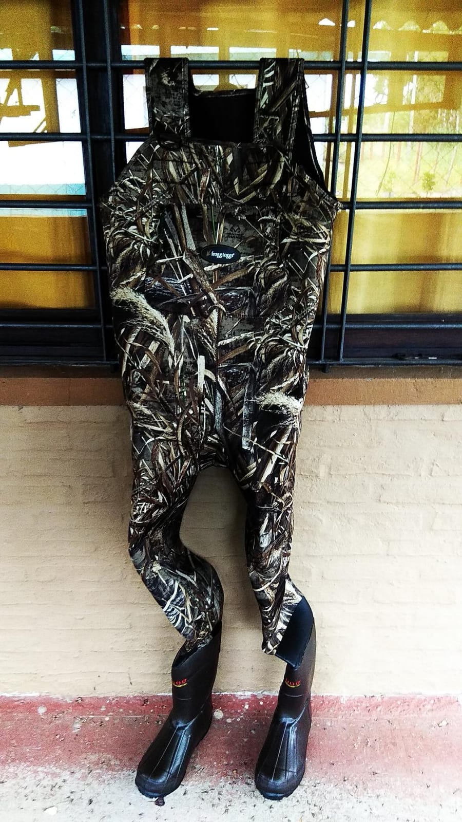 FROGG TOGGS Amphib Neoprene Bootfoot Waterproof Fishing Camo Chest Wader | 3.5mm neoprene upper with reinforced knees, 200-gram Thinsulate insulated rubber boots customer photo 2
