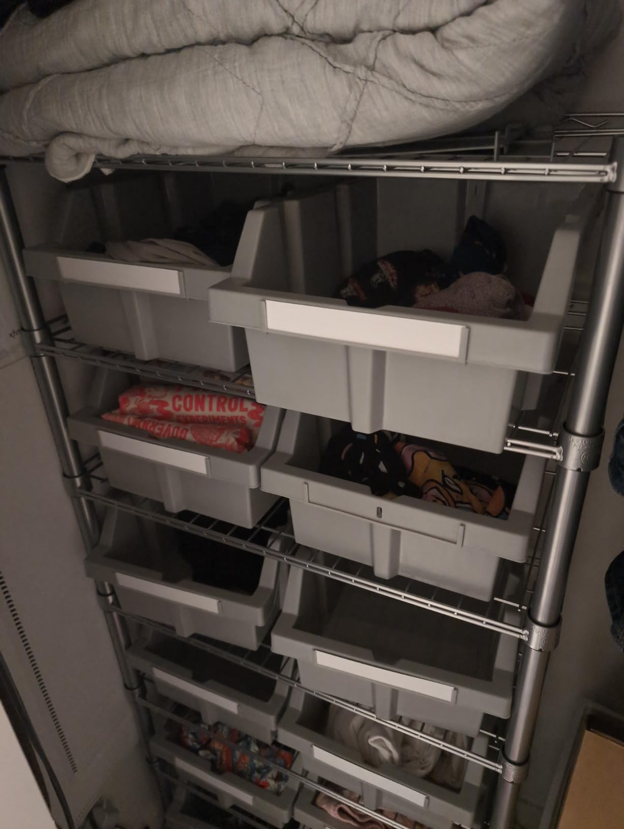 Seville Classics Commercial 7-Tier Platinum/Gray NSF 22-Bin Rack Storage System customer photo 2