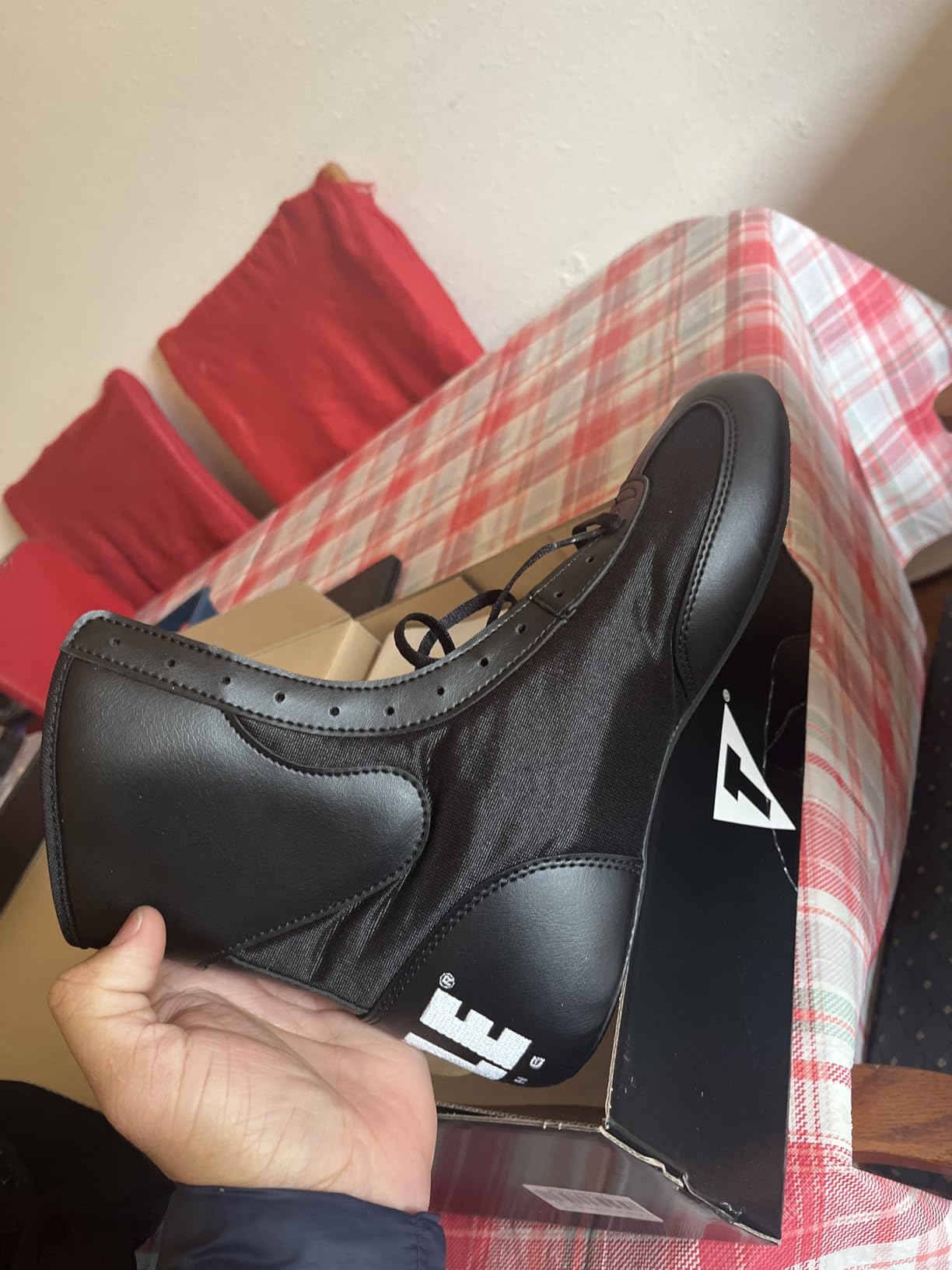 Title Speed-Flex Encore Mid-Top Boxing Shoes customer photo 2