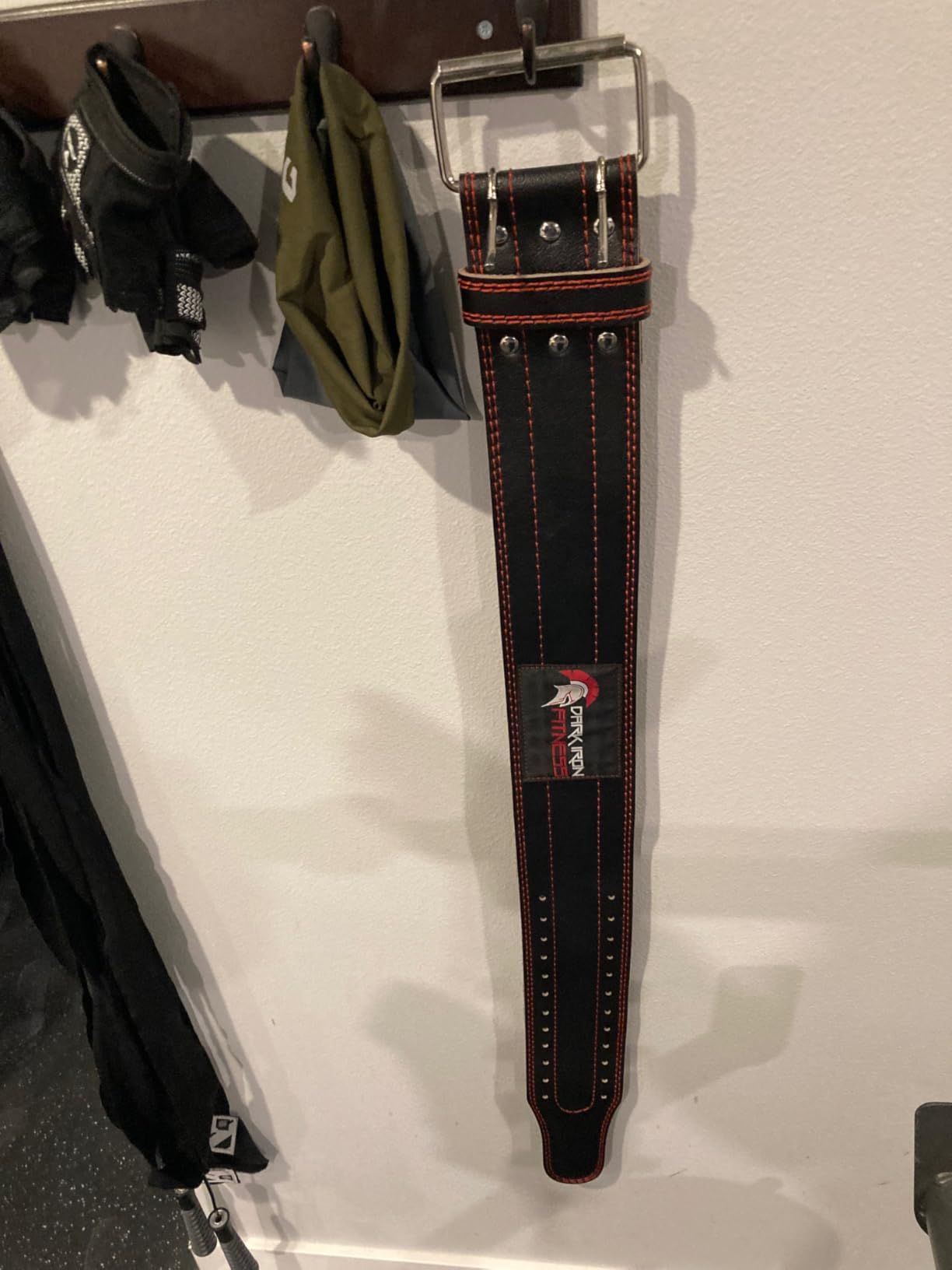 Dark Iron Fitness Genuine Leather Weightlifting Belt, 4 Inch Wide for Men Women with Double Prong Buckle Reinforced Stitching, Powerlifting Deadlift Squat Training Core Support Gym Strength Workout customer photo 1