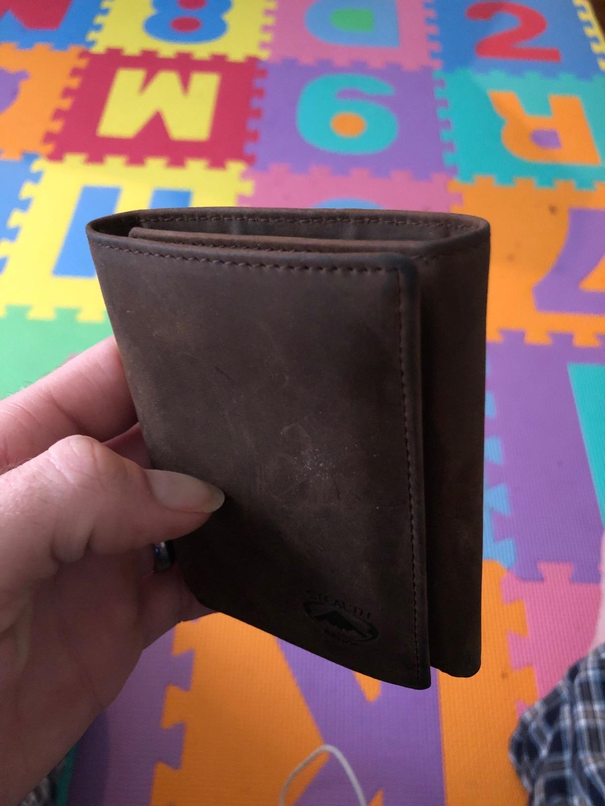 Trifold Leather Wallet for Men with RFID Blocking (Brown) customer photo 1
