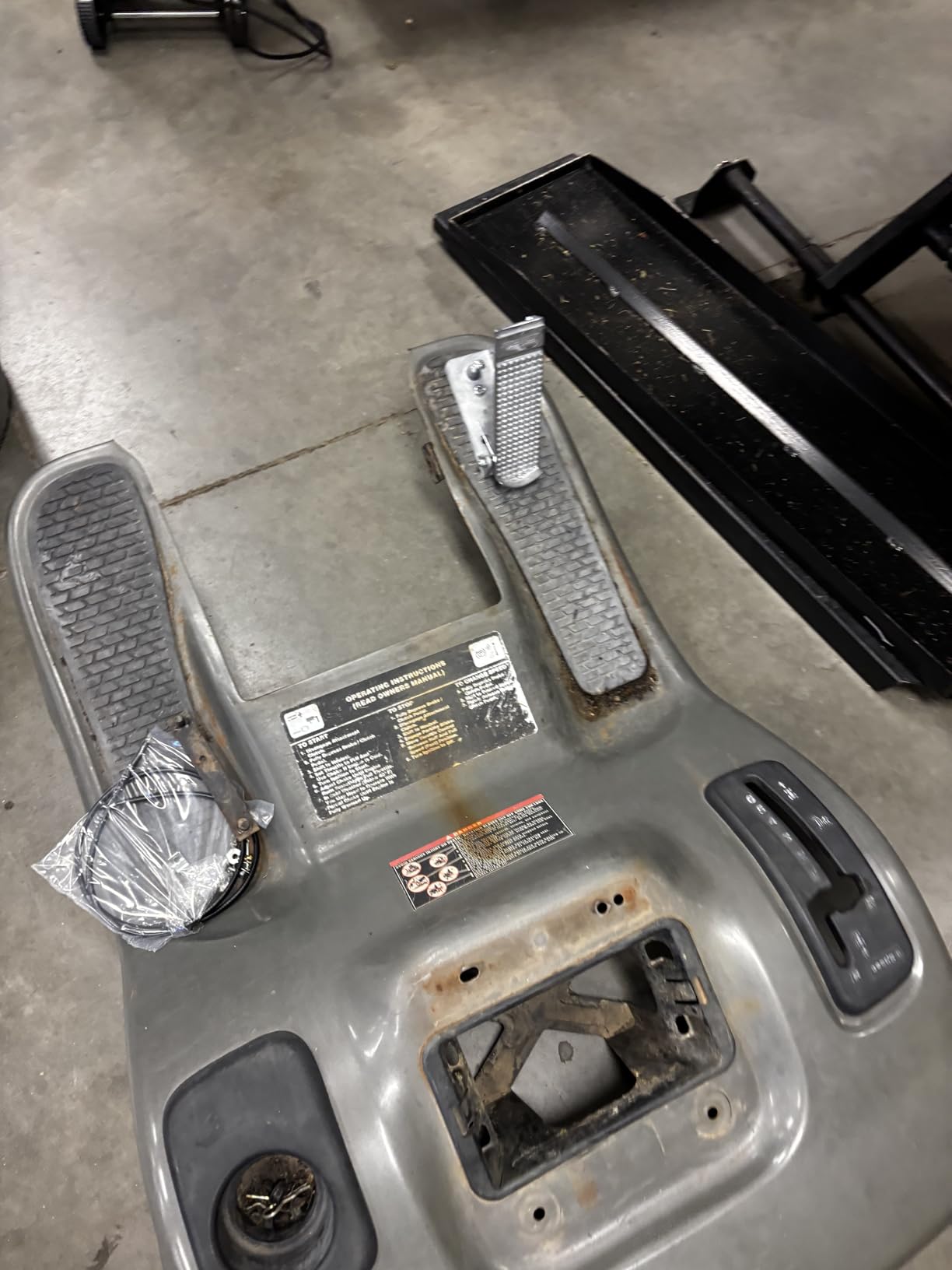 Accelerator Throttle Pedal Kit, Cast Aluminum, Includes Cable and Hardware | Full Cam Slot Design, Smooth Operation, Consistent Response, Adjustable Stop Bolt, Precise Travel Control customer photo 2