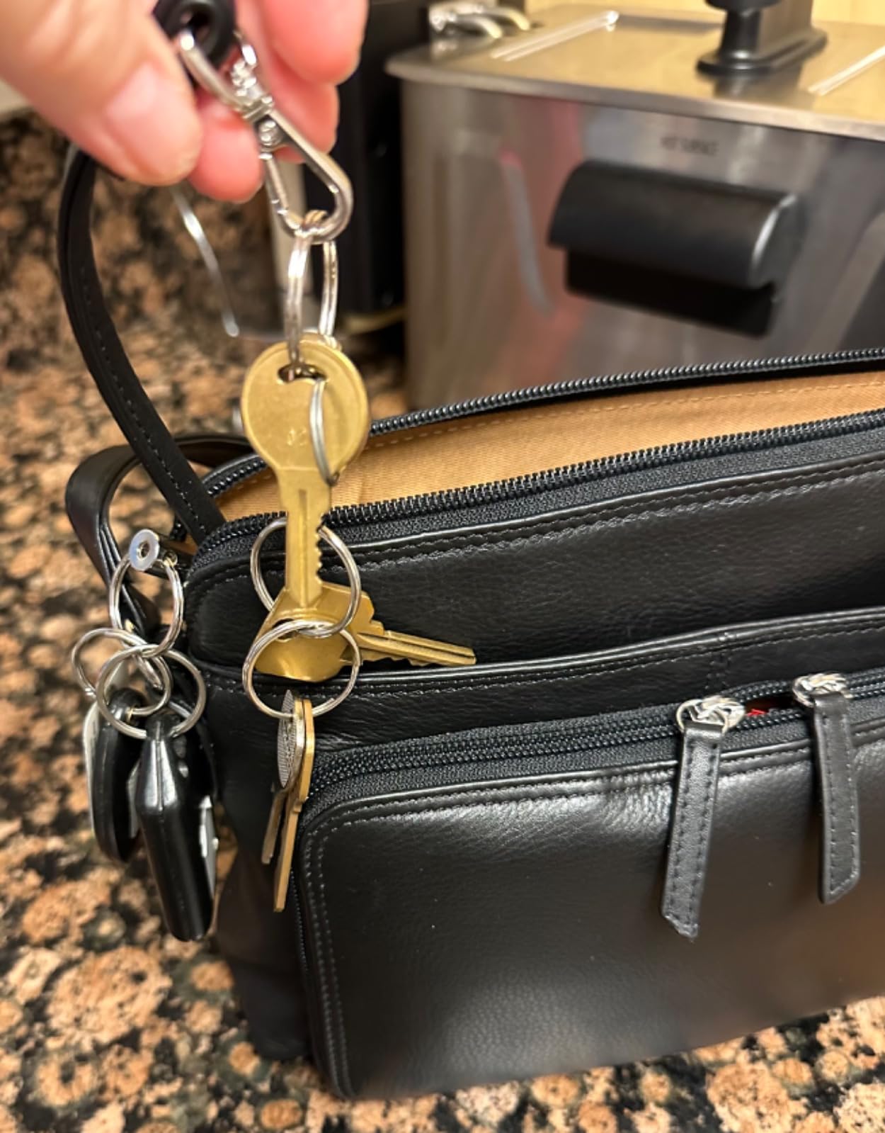 ili New York Genuine Leather Crossbody Bags for Women - Premium RFID Blocking Shoulder Bag Organizer with Adjustable Strap customer photo 1