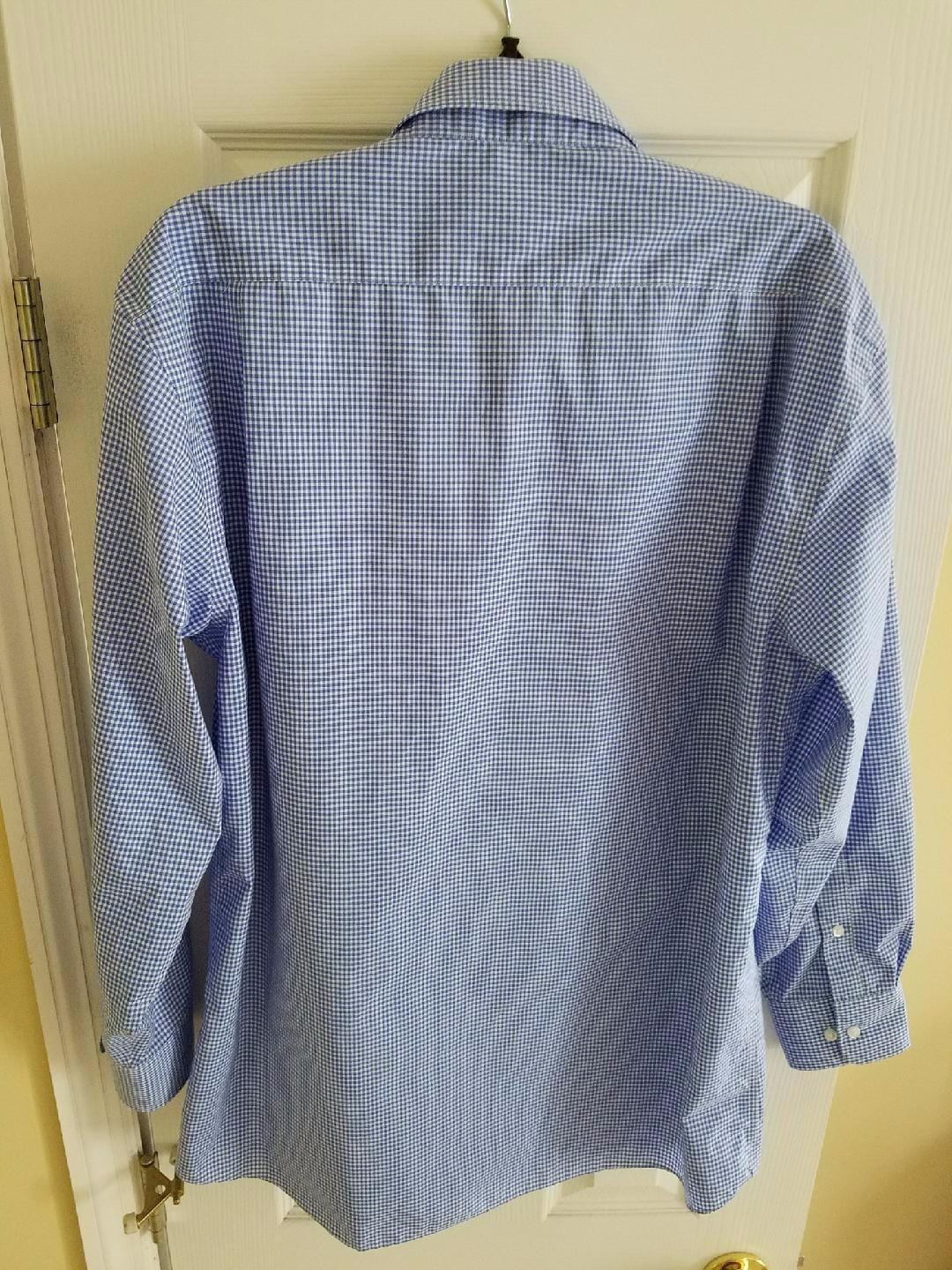 Tommy Hilfiger Men's Regular Fit Non Iron Gingham Dress Shirt - Amazon Exclusive customer photo 2