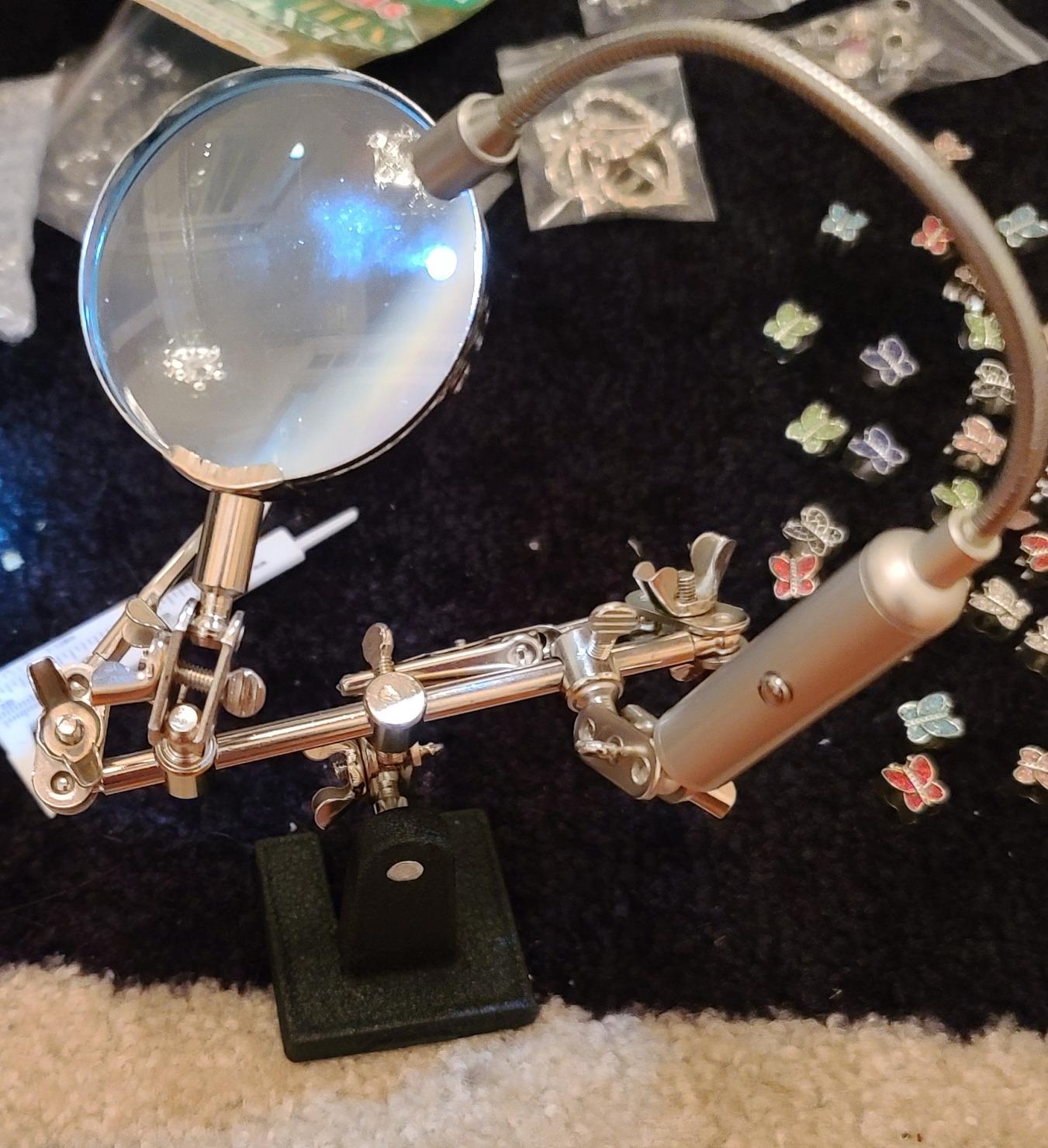 RamPro - Helping Hand Magnifier Glass Stand - Magnifying Lens, Perfect for Soldering, Crafting & Inspecting Micro Objects customer photo 2