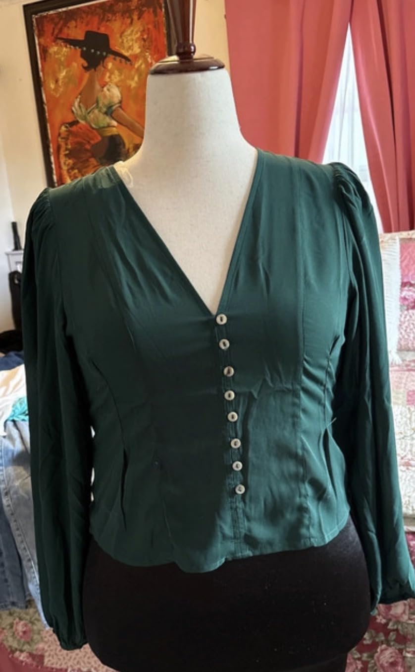 Bonnlo Female Dress Form Pinnable Mannequin Body Torso with Wooden Tripod Base Stand (White, Size 6) customer photo 2
