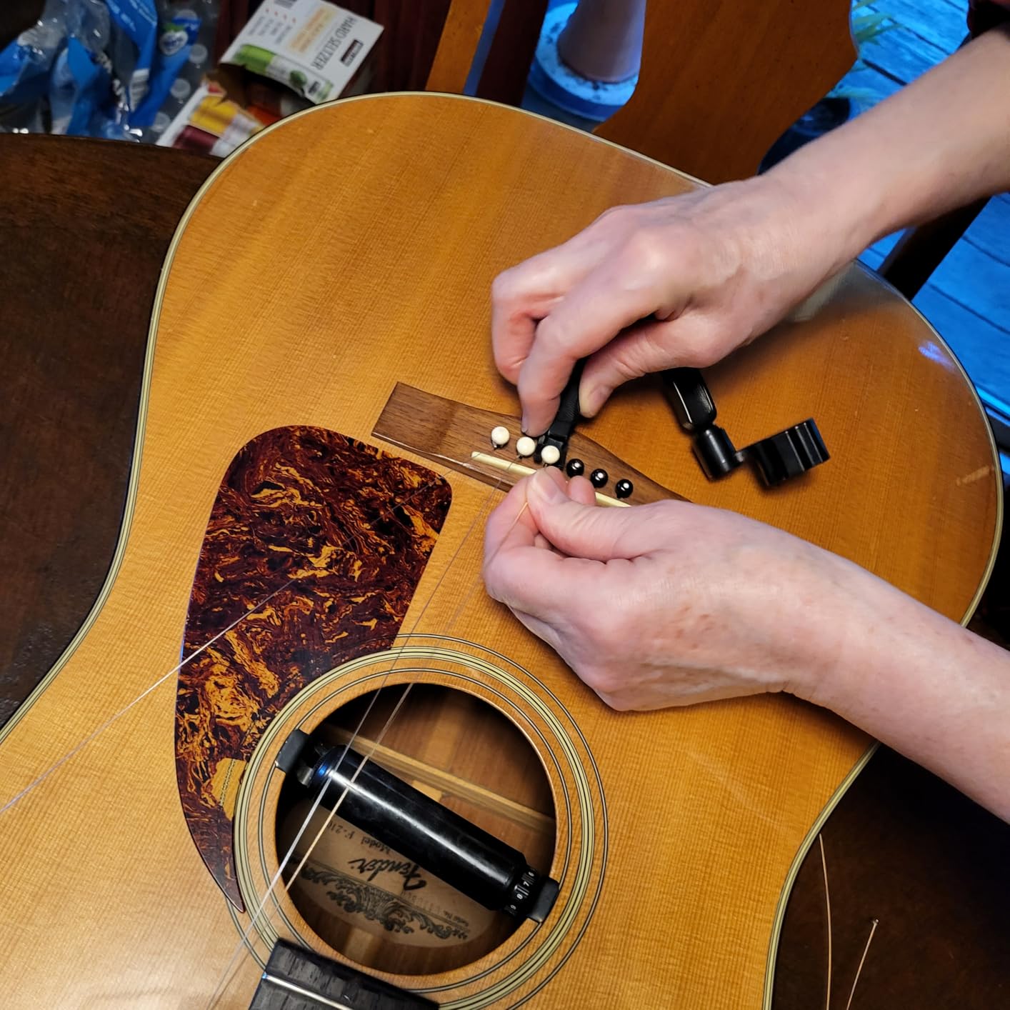 3-in-1 Guitar String Winder & Cutter, Fast Restring Tool with Built-in Bridge Pin Puller customer photo 1