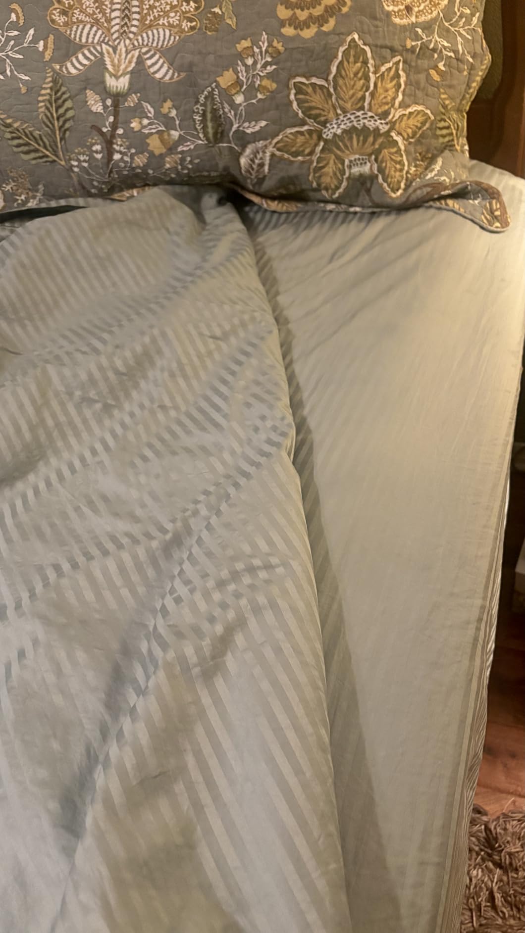 Feather & Stitch 100% Cotton Sateen 500 TC Queen Size Bed Sheet Set | 18