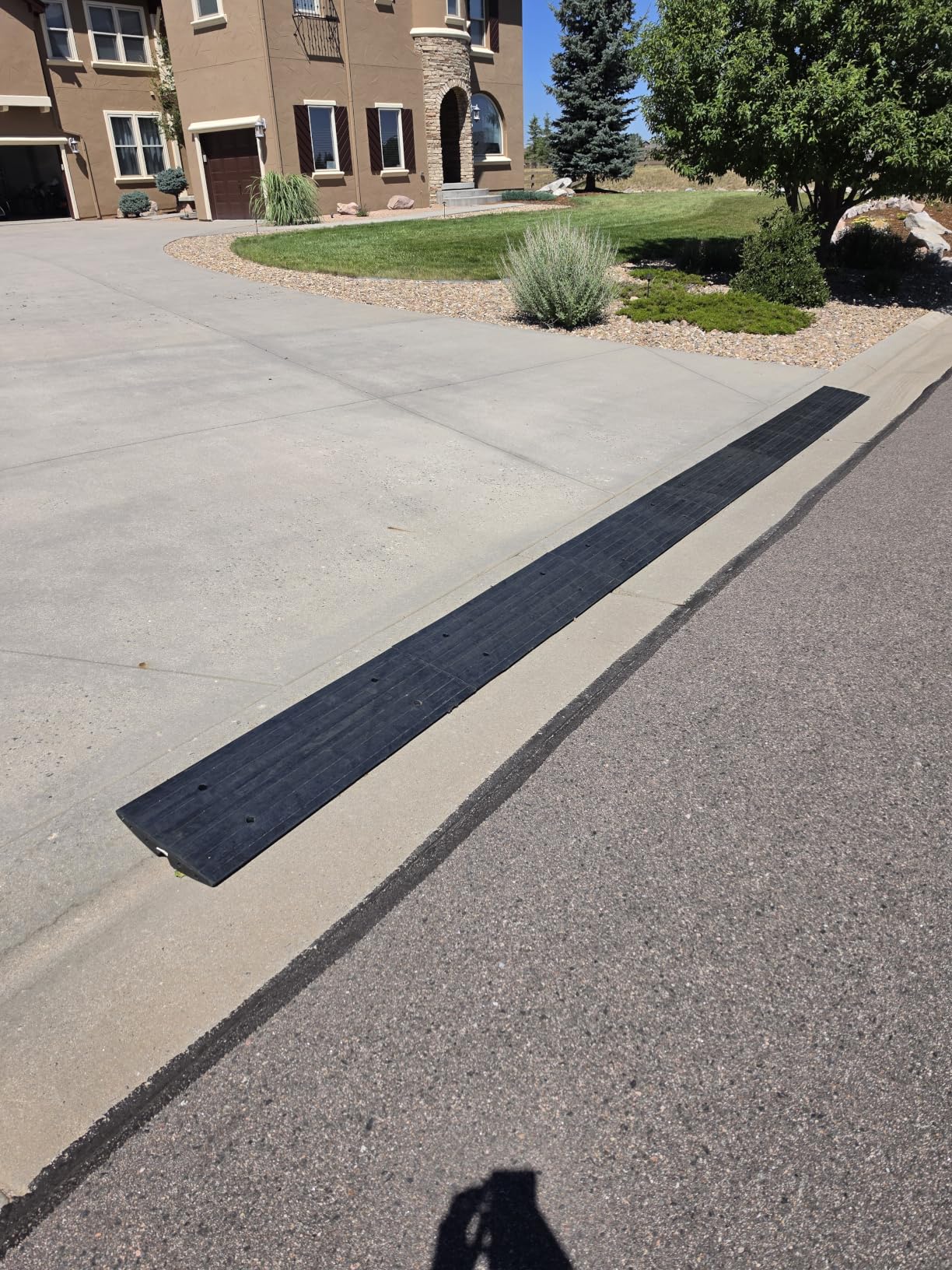 Pyle Car Driveway Adjustable Curb Ramps - 3 Pack Heavy Duty Rubber Threshold Ramp Kit Set - For Loading Dock, Garage, Sidewalk, Truck, Scooter, Bike, Motorcycle & Wheelchair Mobility- PCRBDR23 customer photo 2
