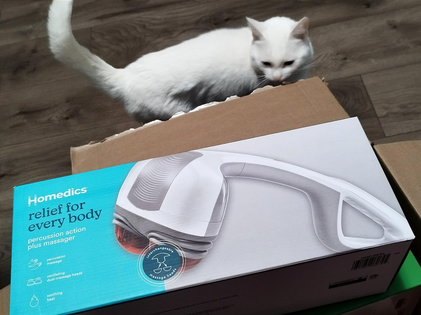 Homedics Back Massager Heated Automatic Percussion Body Massager | with Dual Pivoting Heads, for Back, Body and Neck Massage, Interchangeable Nodes, For Shoulders, Legs and Feet, White customer photo 1
