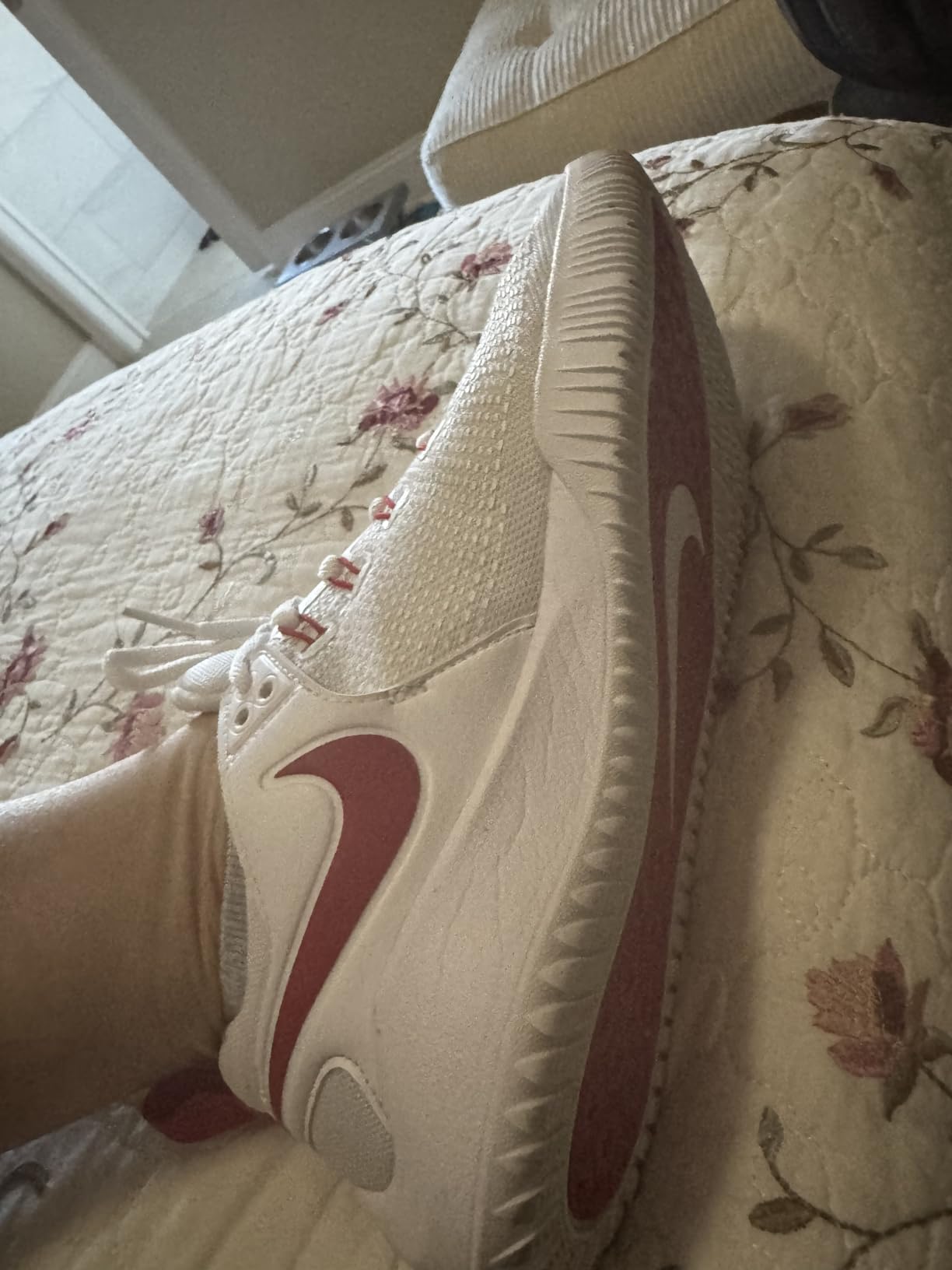 Nike Women's Zoom HyperAce 2 Volleyball Shoes customer photo 1