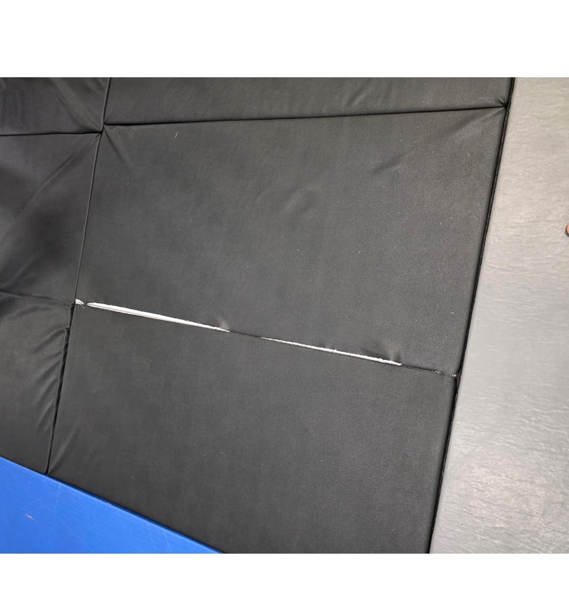 ProsourceFit Tri-Fold Folding Thick Exercise Mat 6'x4' with Carrying Handles for Tumbling, Martial Arts, Gymnastics, Stretching, Core Workouts customer photo 1