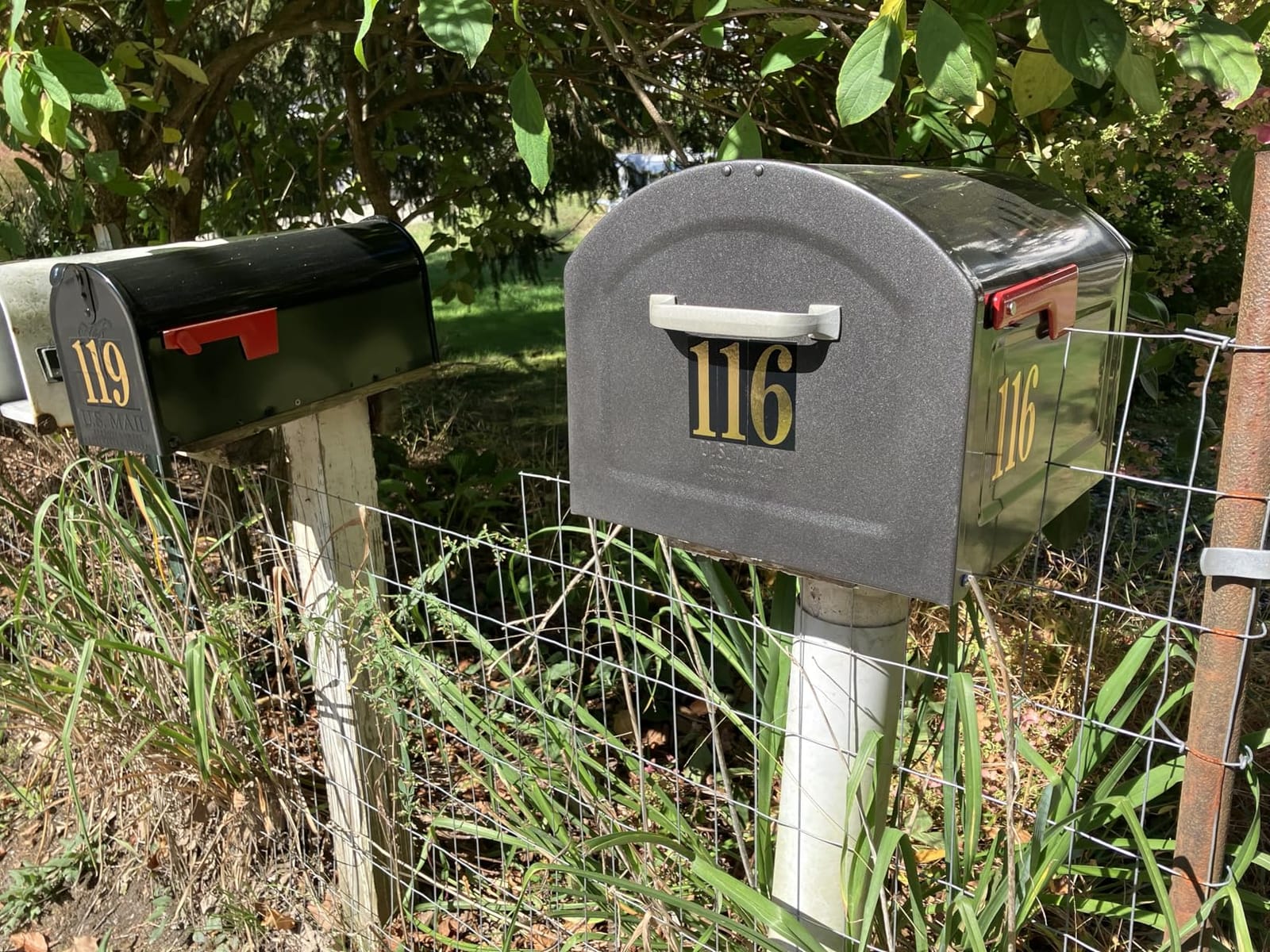 Architectural Mailboxes 950020B-10 Centennial Postmount Mailbox, XL, Black customer photo 2