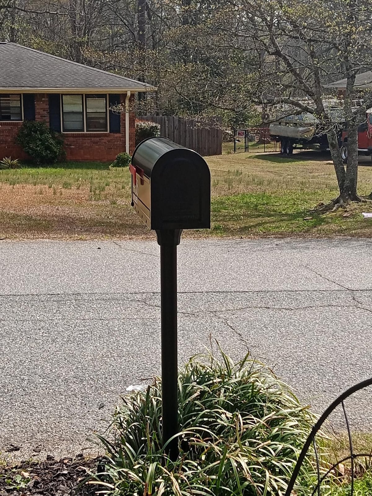 Architectural Mailboxes 7680B-10 MB1 Mount Mailbox and In-Ground Post Kit, Medium, Black customer photo 1