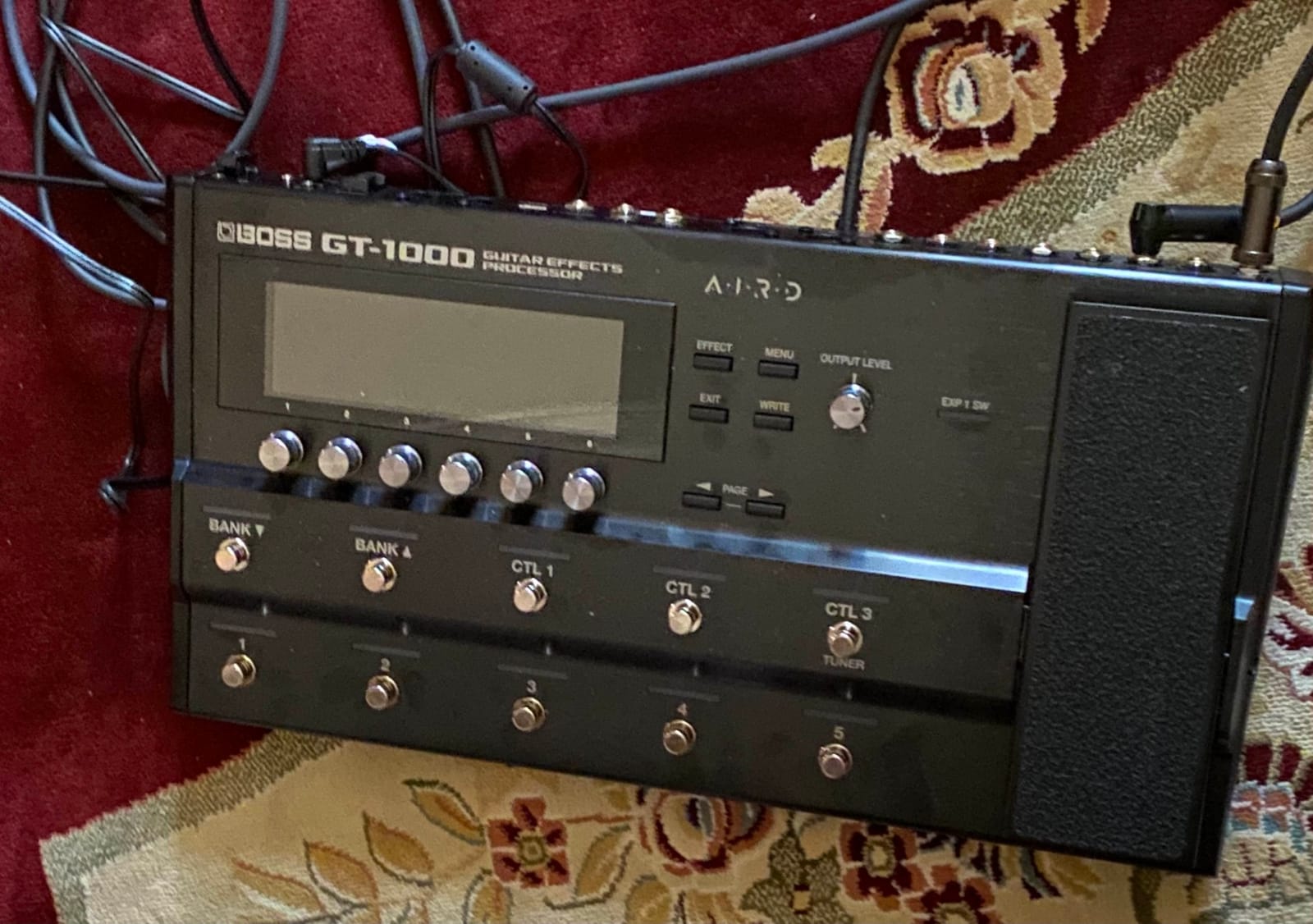 Boss GT-1000 | Industry-Leading Guitar Effects Processor | Unmatched Sound Quality | Highly Expressive Guitar Amps Crafted with AIRD | Onboard BOSS Effects | Built-in Bluetooth | I/O Features customer photo 2