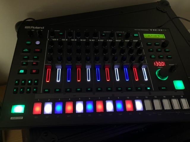 Roland TR-8S Rhythm Performer Advanced Drum Machine with Classic TR Drum Sounds Including TR-808, TR-909, TR-707, TR-727, TR-606 and CR-78, 128 Kits customer photo 2