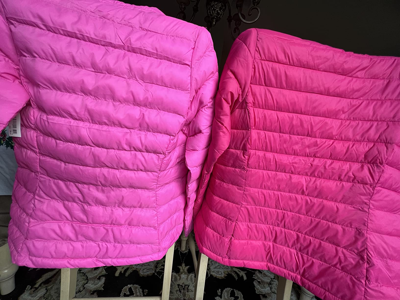 Amazon Essentials Women's Lightweight Long-Sleeve Water-Resistant Packable Puffer Jacket customer photo 2