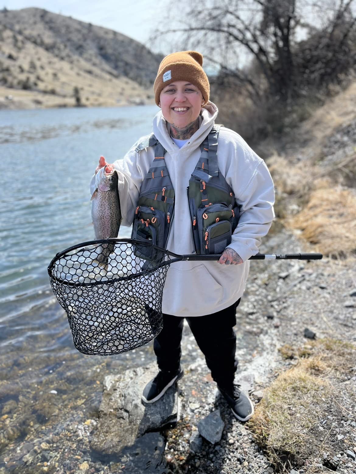 Obcursco Fly Fishing Vest for Men and Women with Breathable Mesh, Trout Fishing Gear, for Outdoors Stream Fishing customer photo 1