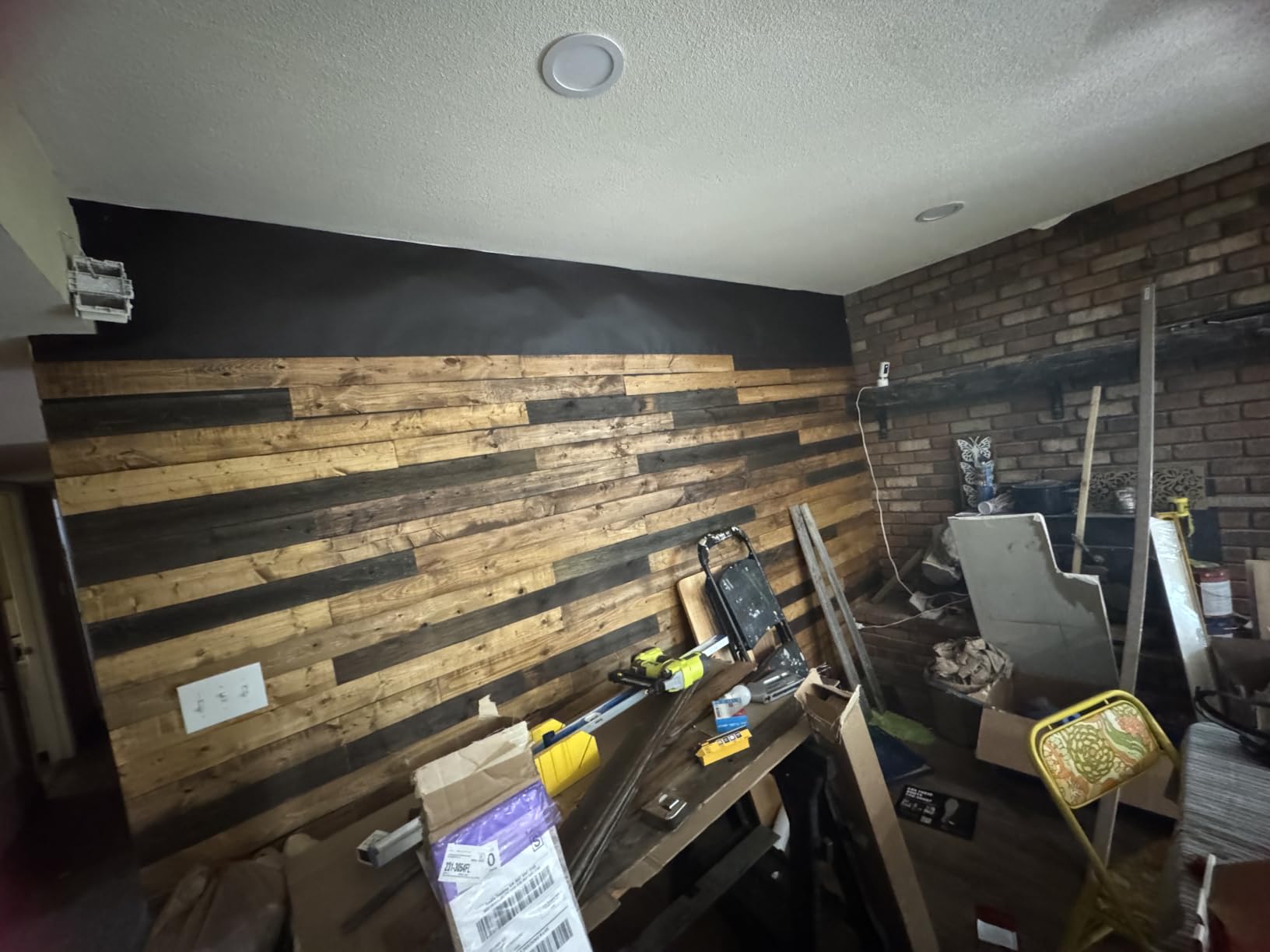 Rockin' Wood Real Wood Nail Up Application Rustic Reclaimed Naturally Weathered Barn Wood Accent Paneling Board Planks for Home Walls (10 Square feet) customer photo 2