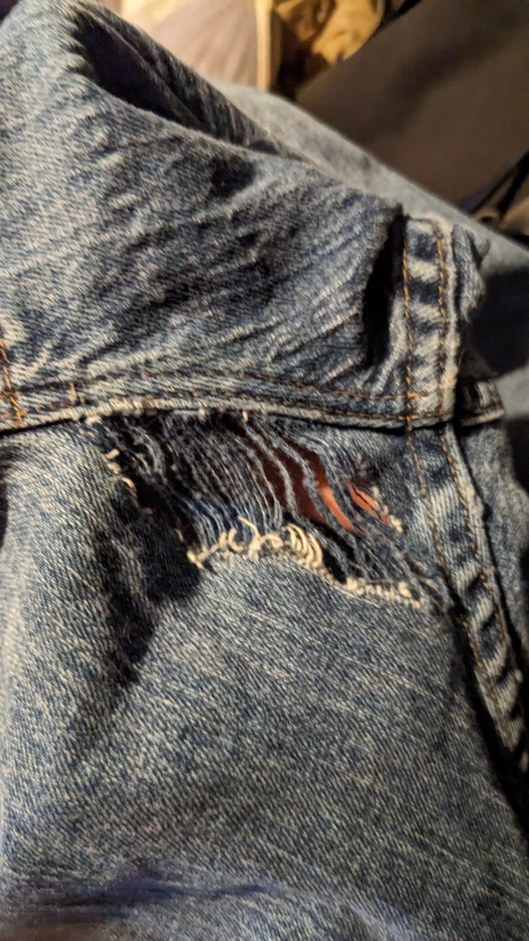 Wrangler Authentics Men's Regular Fit Comfort Flex Waist Jean customer photo 2