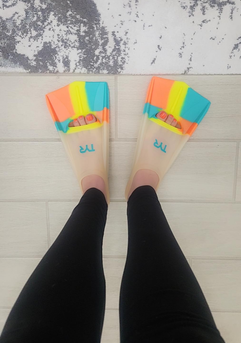TYR Stryker Silicone Fins - Short Blade Swimming Training Scuba Flippers | 100% Silicone Construction | Short Blade Propulsion | Flutter Kick Cadence Promotion | State-of-the-Art Comfort Fit customer photo 1