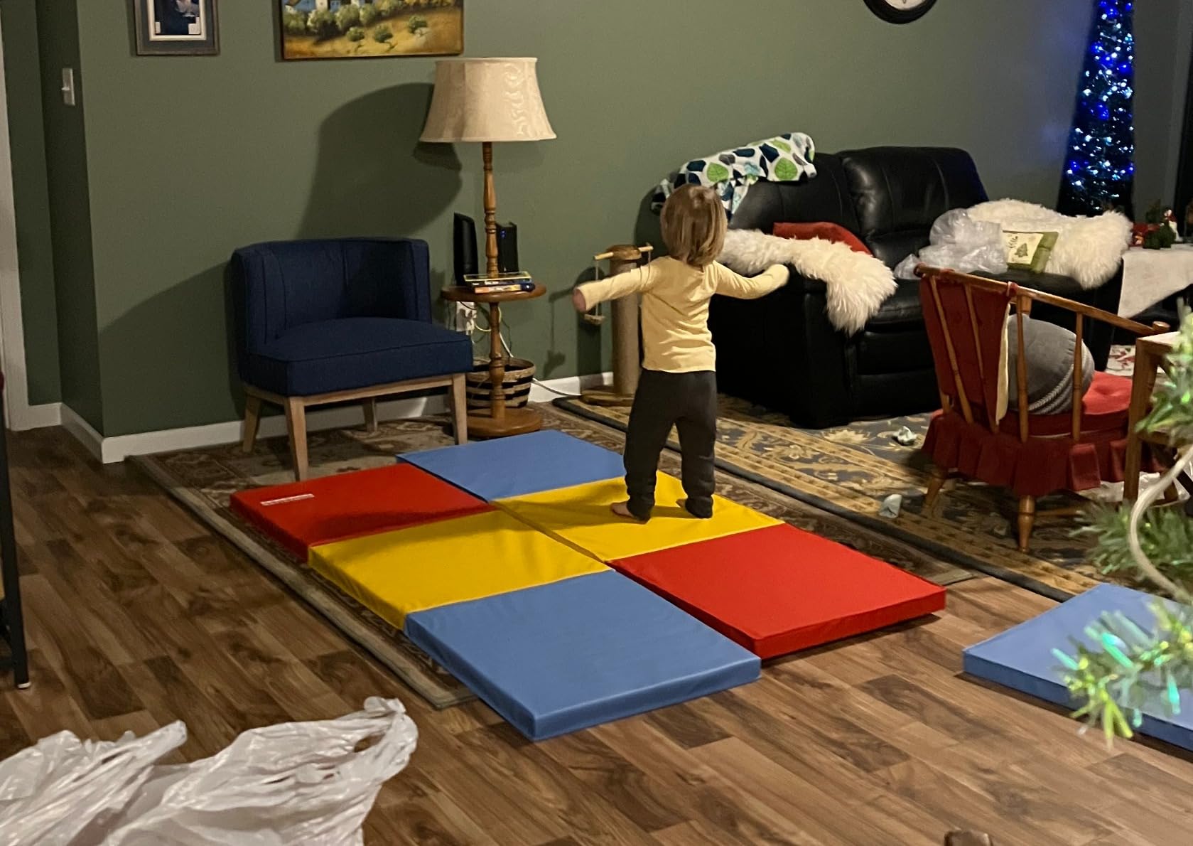 BalanceFrom 6x2 Feet 3-Panel Folding Gymnastics Mat - 2-Inch Thick Pad with Vinyl Surface and Carrying Handles for Tumbling, Yoga, Pilates, Home Workouts, and Martial Arts customer photo 1