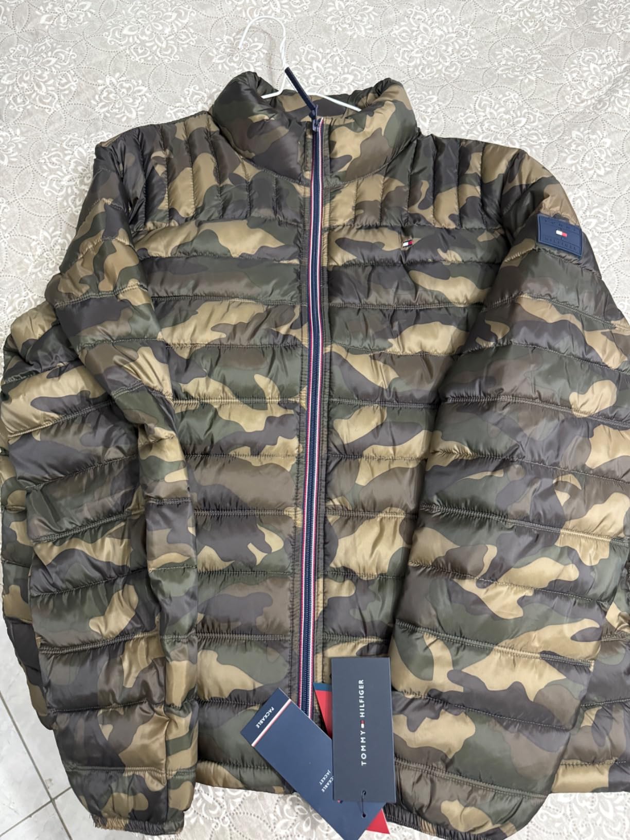 Tommy Hilfiger Mens Embroidered Logo Puffer Jacket customer photo 2