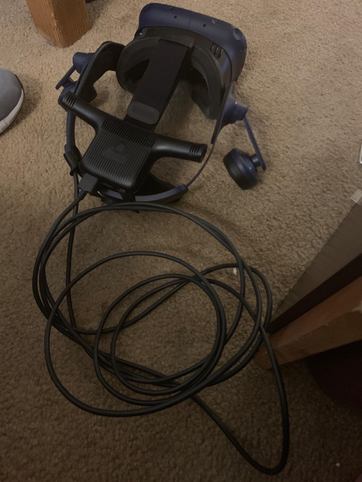 HTC VIVE Wireless Adapter customer photo 2