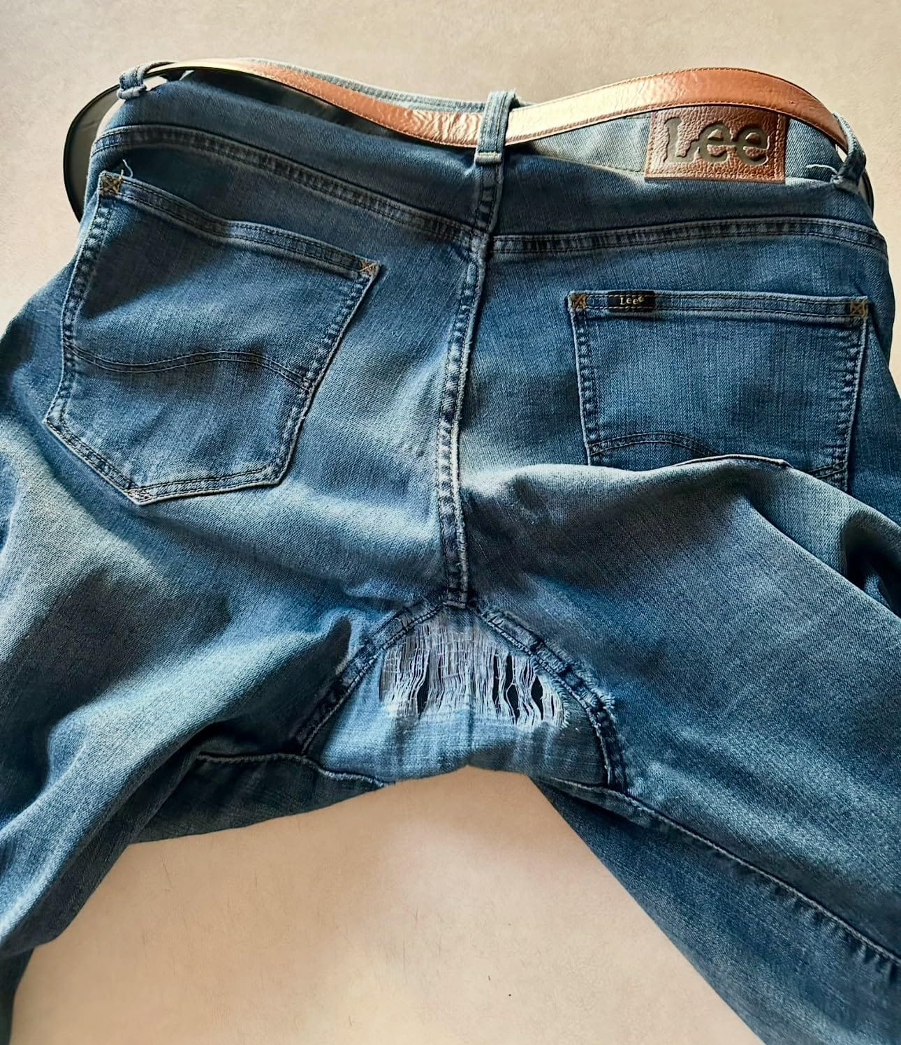 Lee Men's Extreme Motion Straight Taper Jean customer photo 2