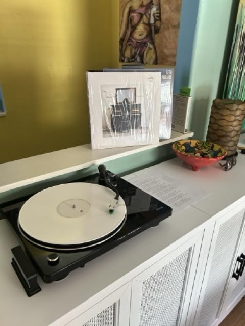 Denon DP400 Record Player for 33-1/3, 45 and 78 RPM Vinyl Records | Modern Turntable with Stereo RCA Output, Phono Preamp Output with Equalizer, Auto Speed Sensor and Special Tonearm customer photo 2