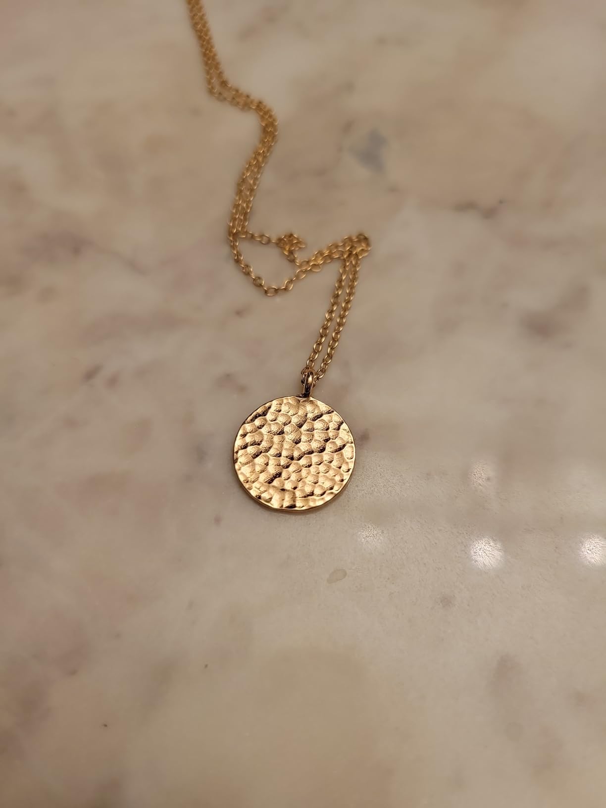 LOYATA Gold Pendant Necklaces for Women-Simple 14K Gold Round Circle Pendant Necklace Dainty Charm Necklace Jewelry Gifts for Women customer photo 1