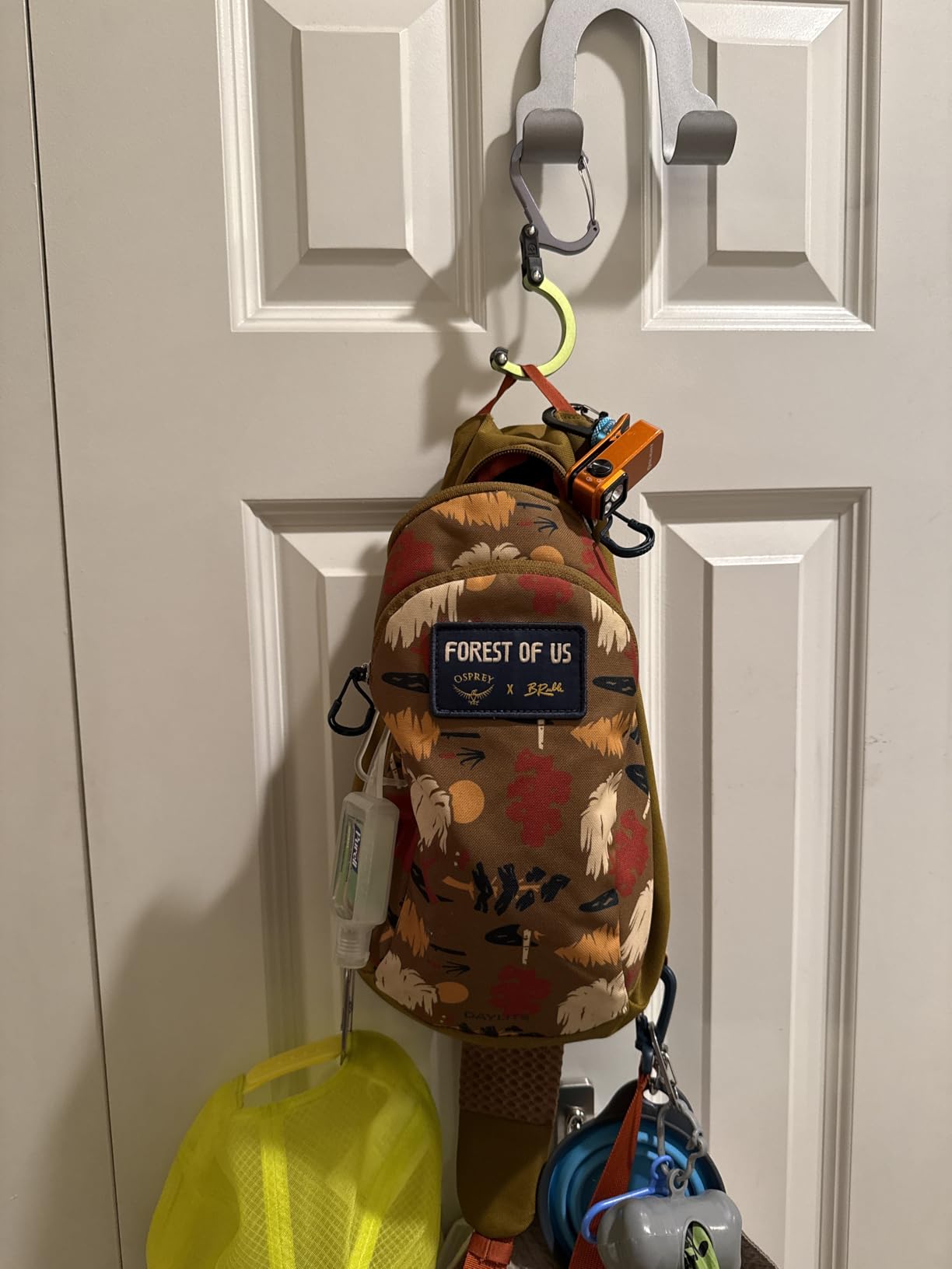 GEAR AID HEROCLIP (Small) Carabiner Gear Clip and Hook, for Hanging Bags, Purses, Lanterns, Strollers, Tools, Helmets, Water Bottles, and More customer photo 2