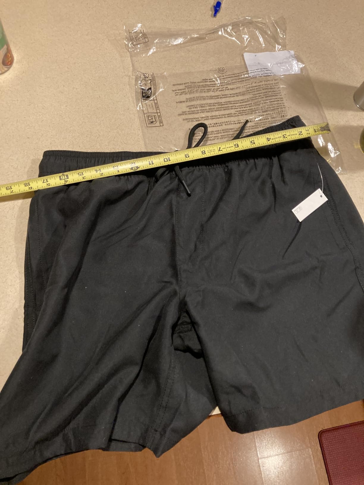 Amazon Essentials Men's 7