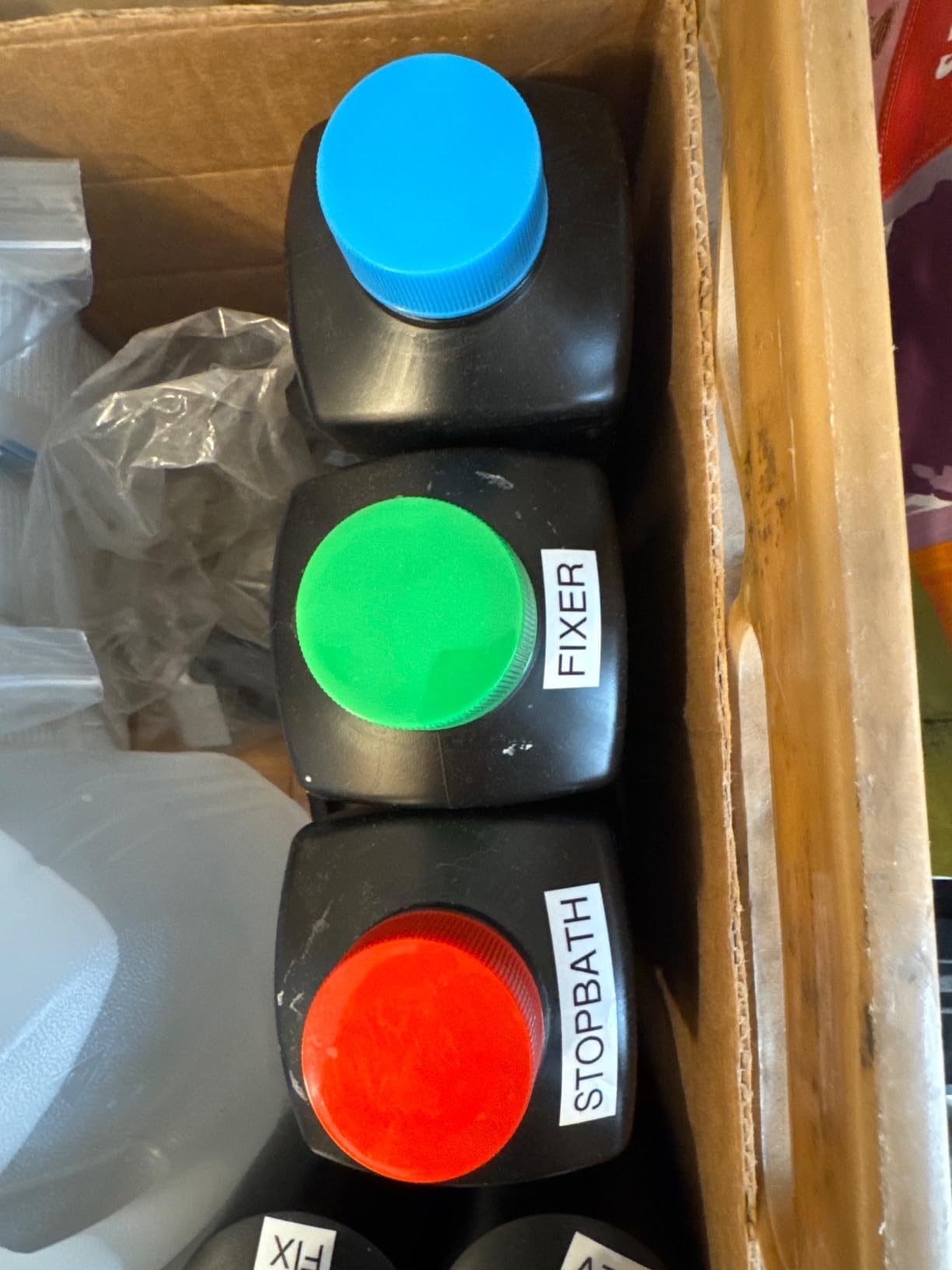 eTone 3x 1000ml Darkroom Chemical Storage Bottles Film Photo Developing Processing 1L customer photo 1