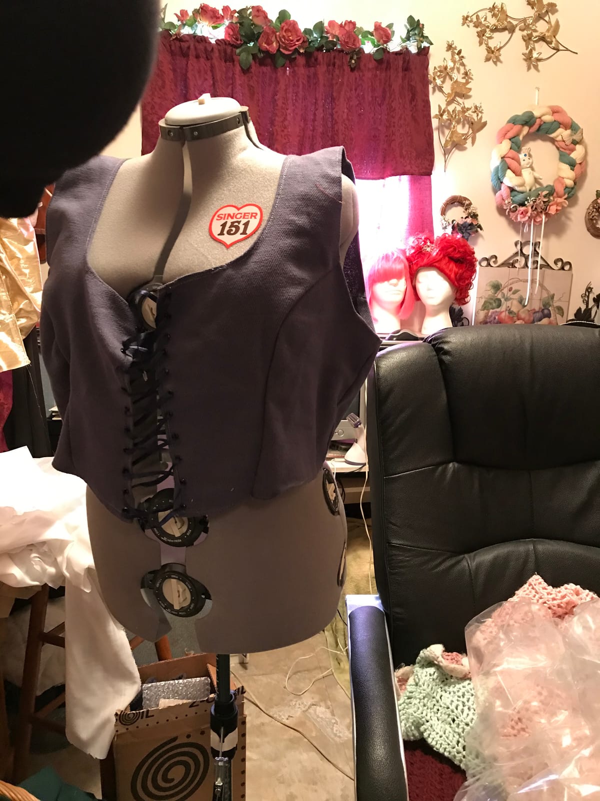 SINGER Female Adjustable Dress Form, Medium/Large, Size 10-18 - Grey | Pinnable foam-backed surface, 12 dials, 360-degree hem guide, tripod base customer photo 1