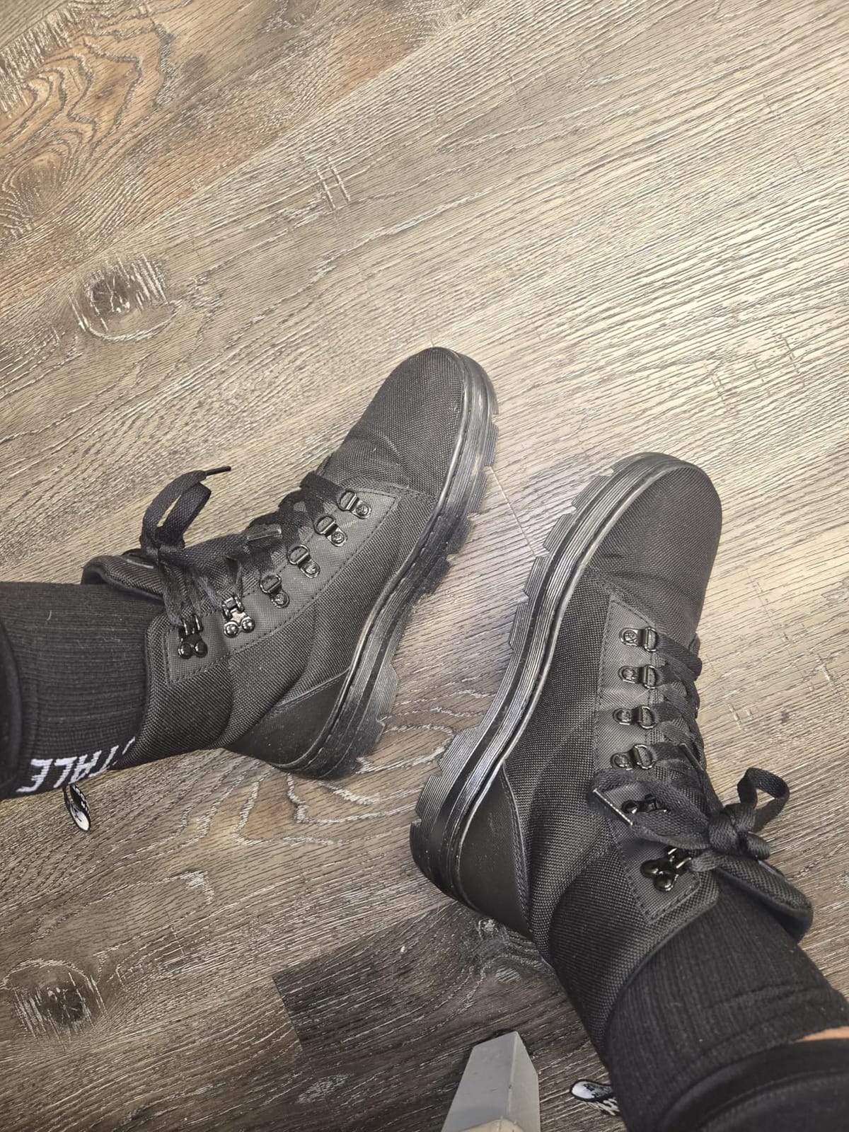 Dr. Martens Womens Combs W Ajax+Extra Tough 6 Eye Boot customer photo 2
